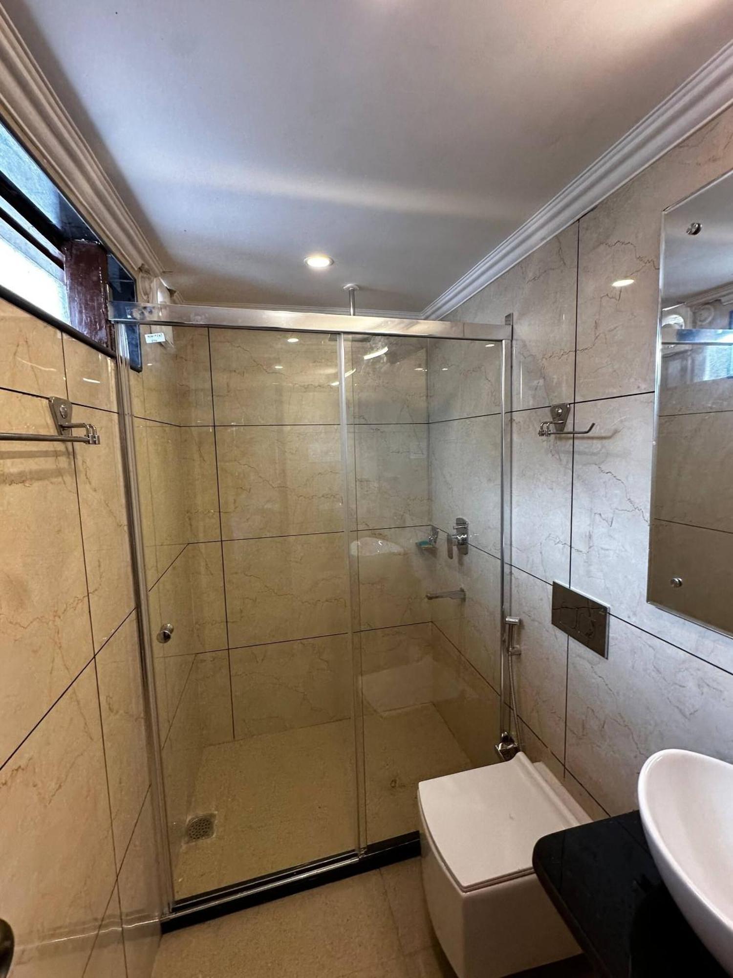 Dilan Residency -5 Bedroom- Centrally Heated *