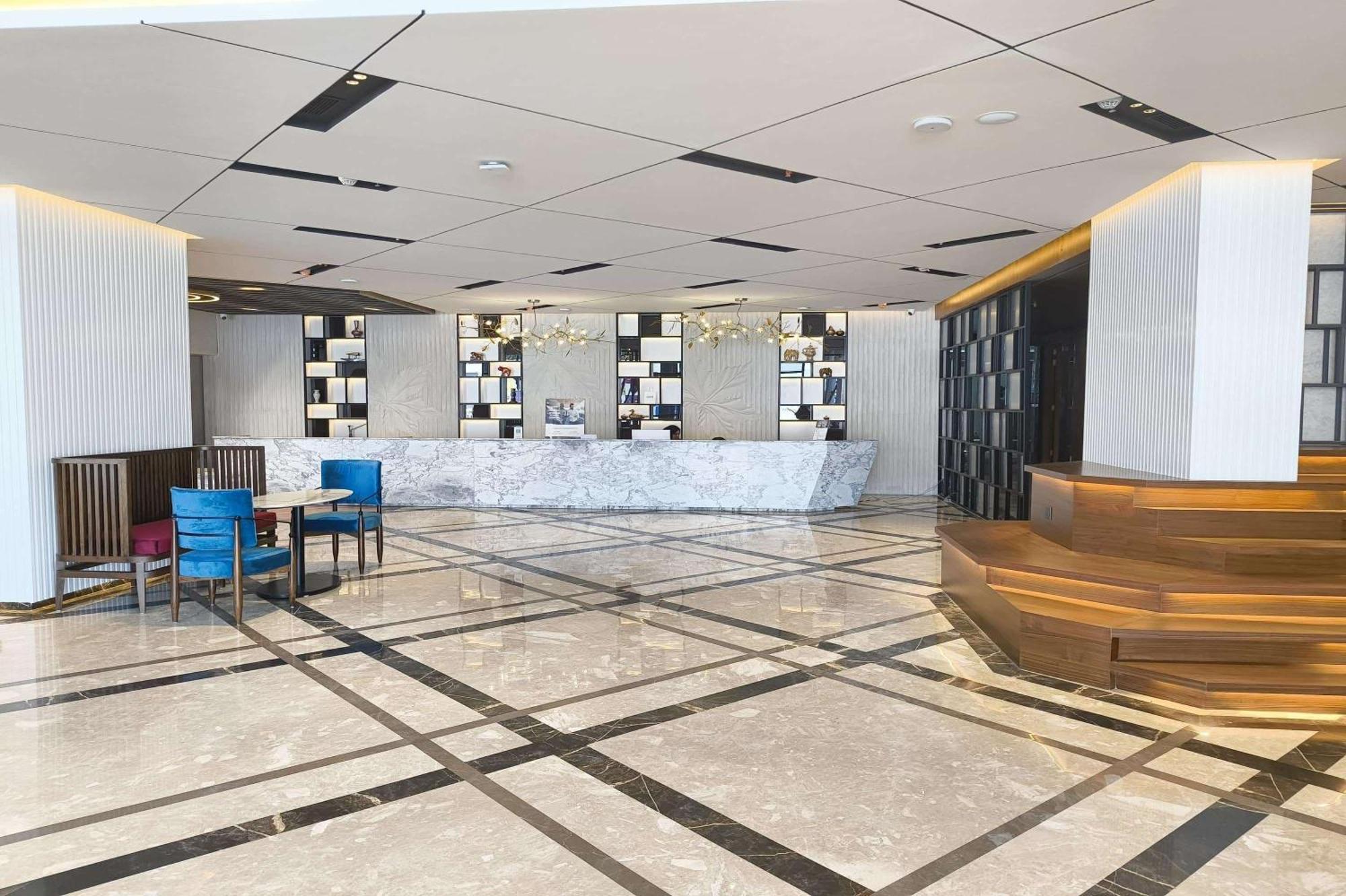 Ramada Encore By Wyndham Rajbagh Srinagar (Jammu and Kashmir)