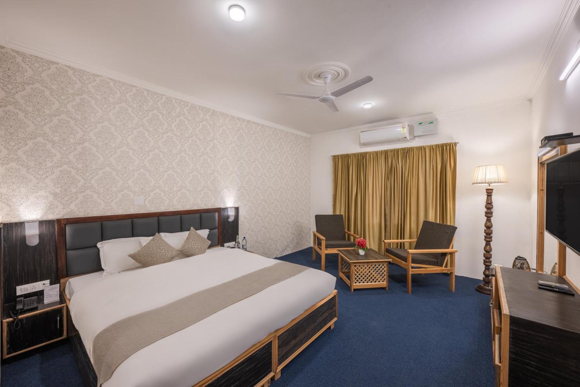Echor Kashmir Holidays Srinagar (Jammu and Kashmir)