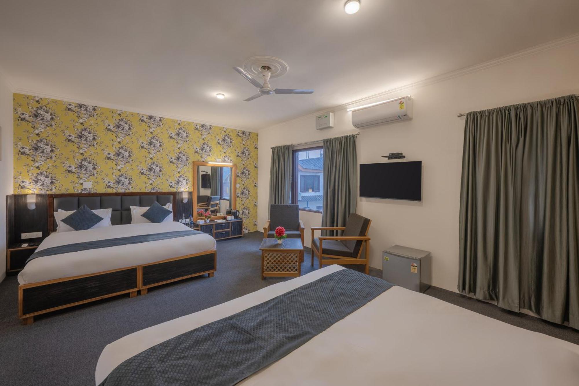 Echor Kashmir Holidays 4* Srinagar (Jammu and Kashmir)
