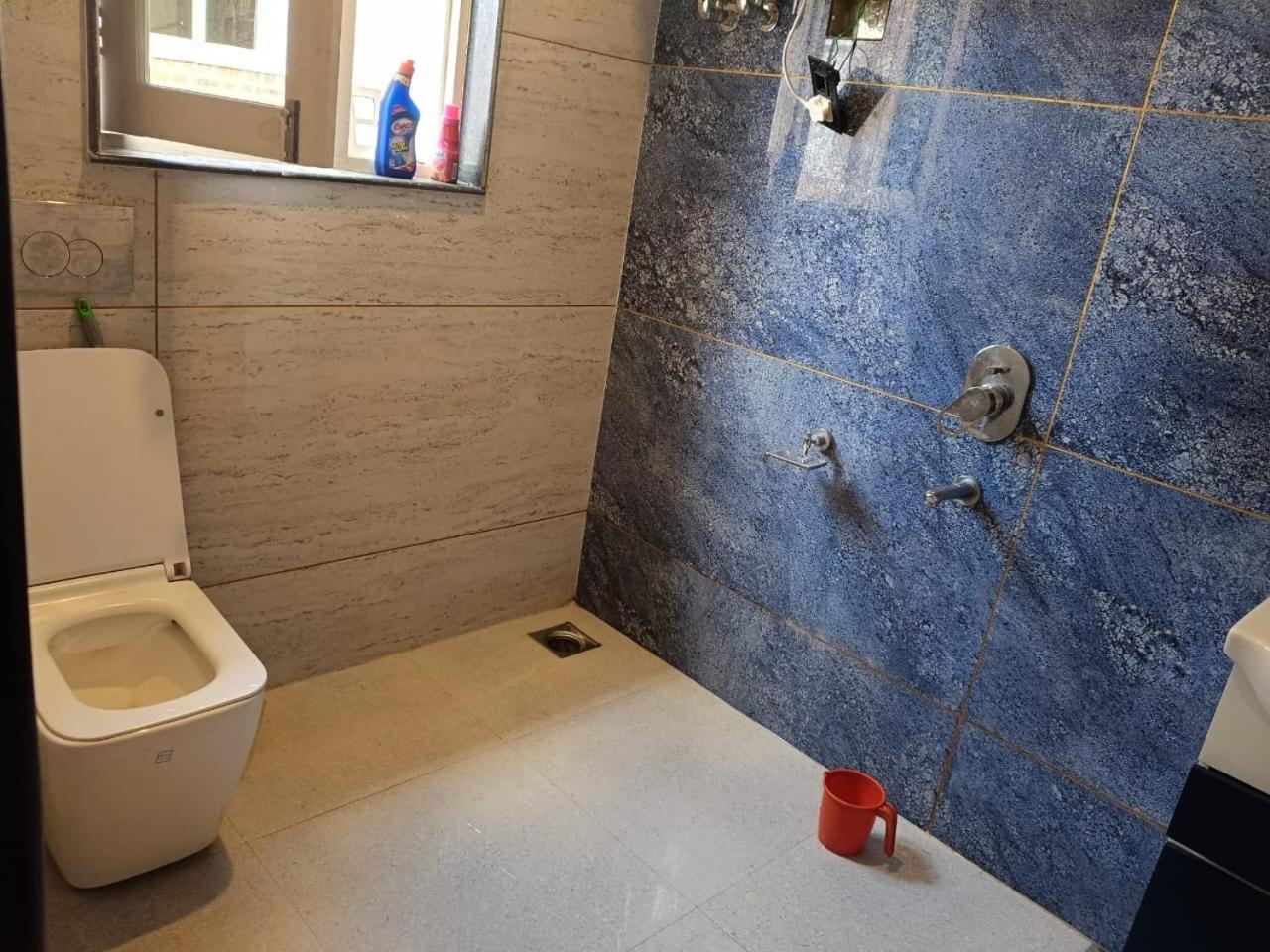 Guest Care * Srinagar (Jammu and Kashmir)
