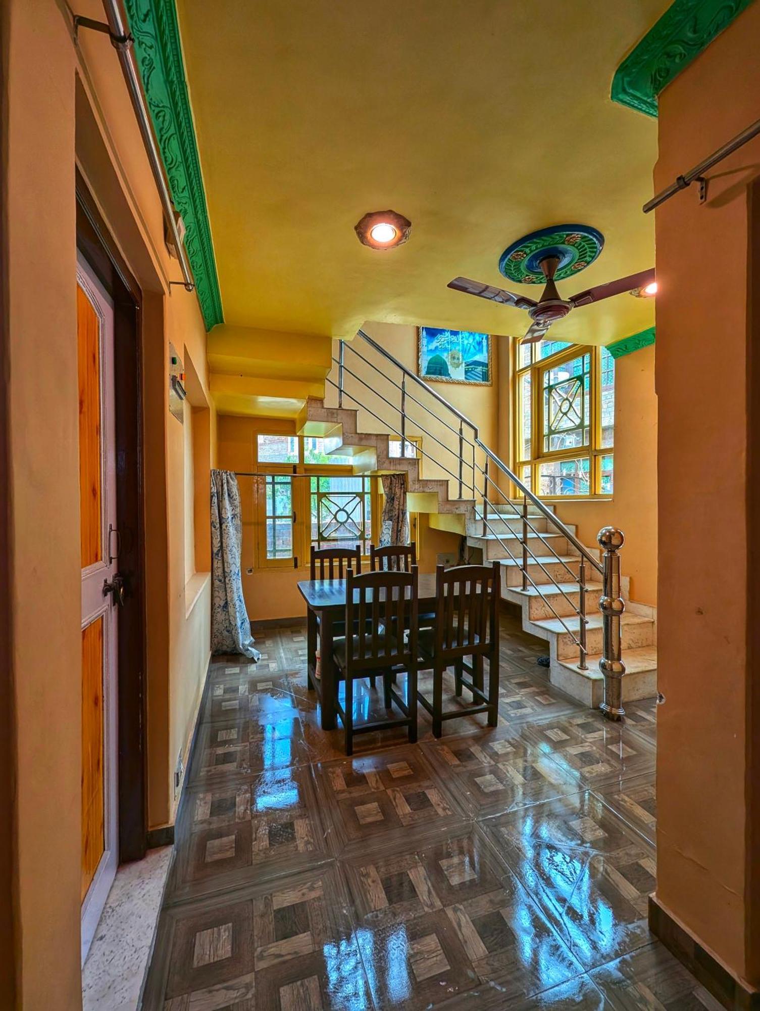 Homestay In Kashmir *