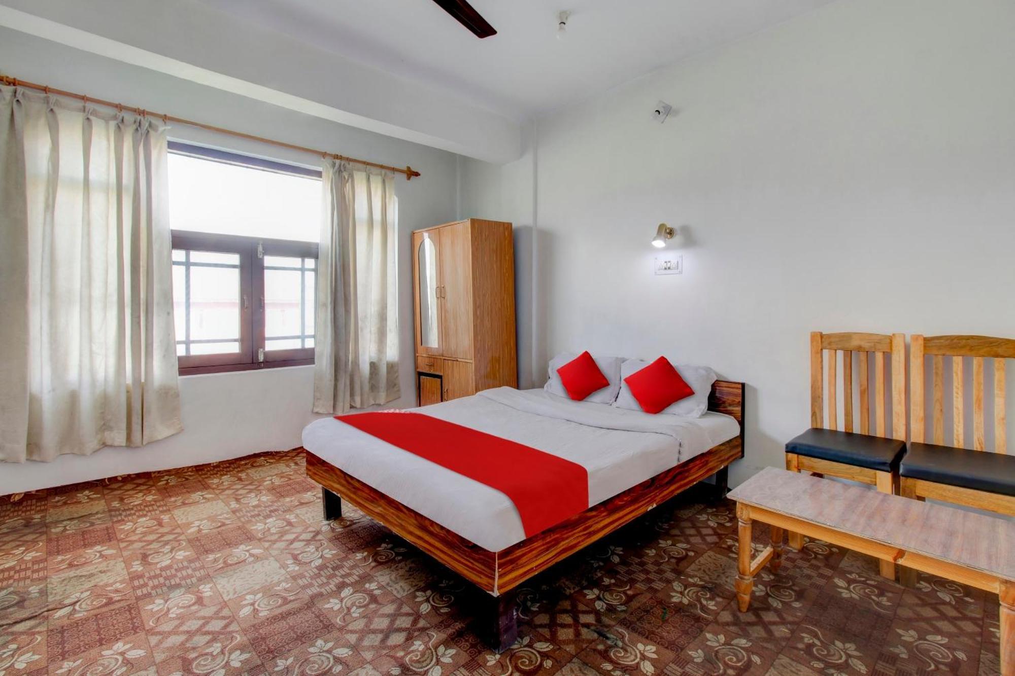 O Delhi Star Hotel Srinagar (Jammu and Kashmir)