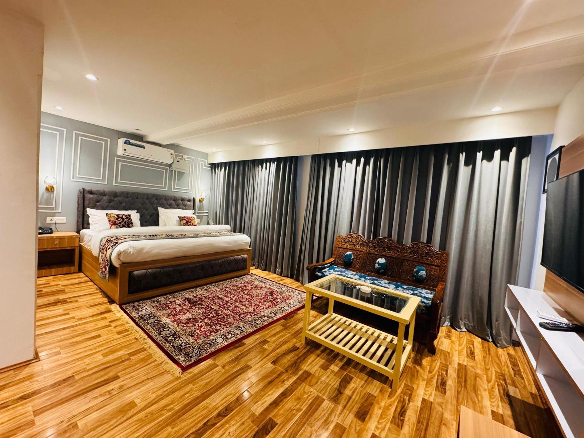 De Elaaf The Luxury Hotel 4*