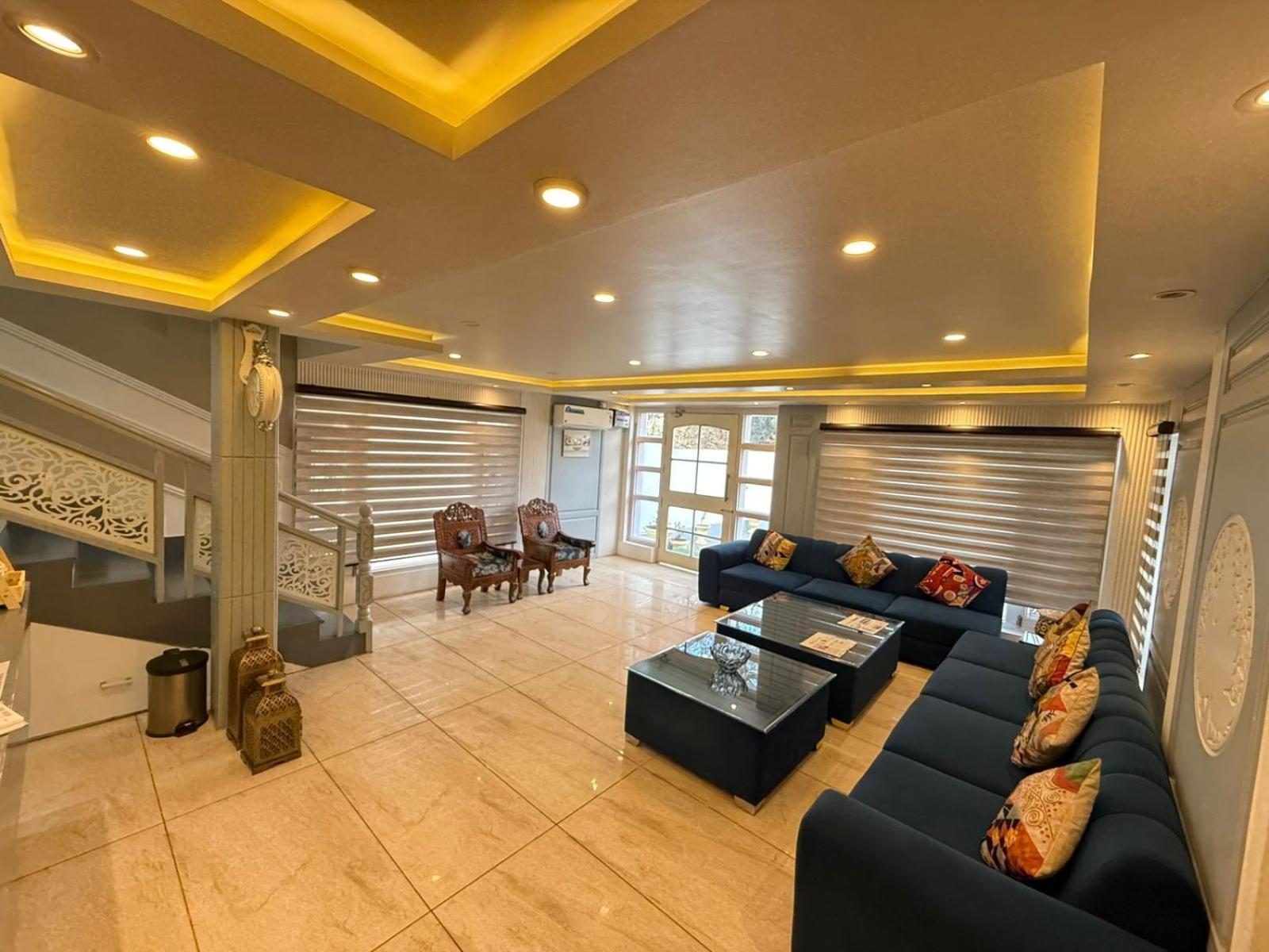 De Elaaf The Luxury 4* Srinagar (Jammu and Kashmir)
