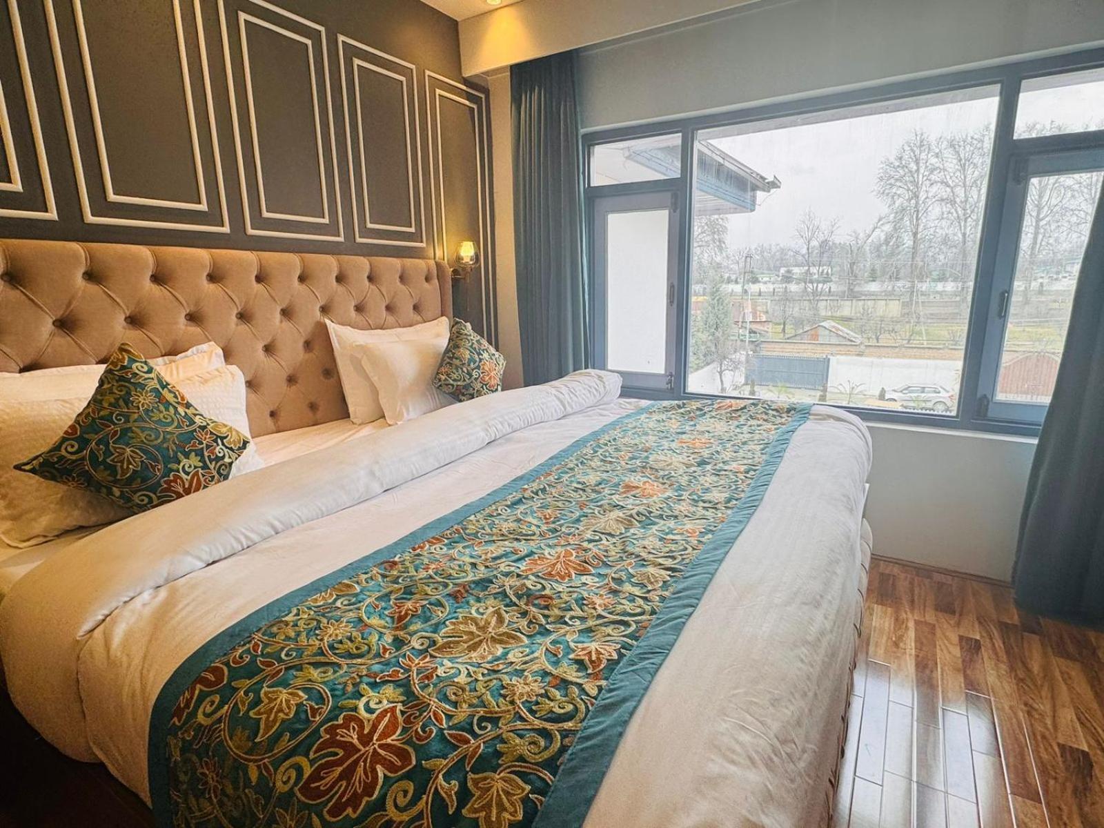 Hotel De Elaaf The Luxury