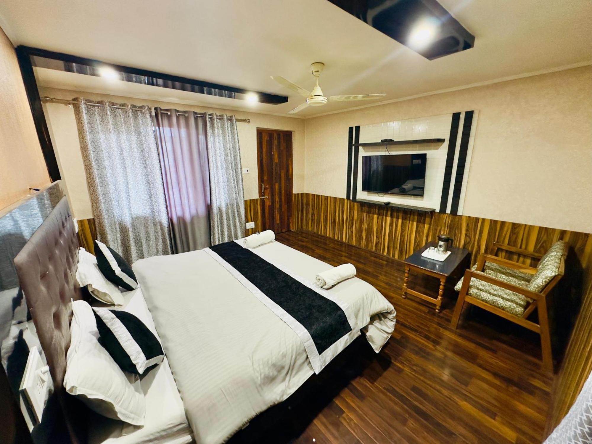 Hotel Luxury