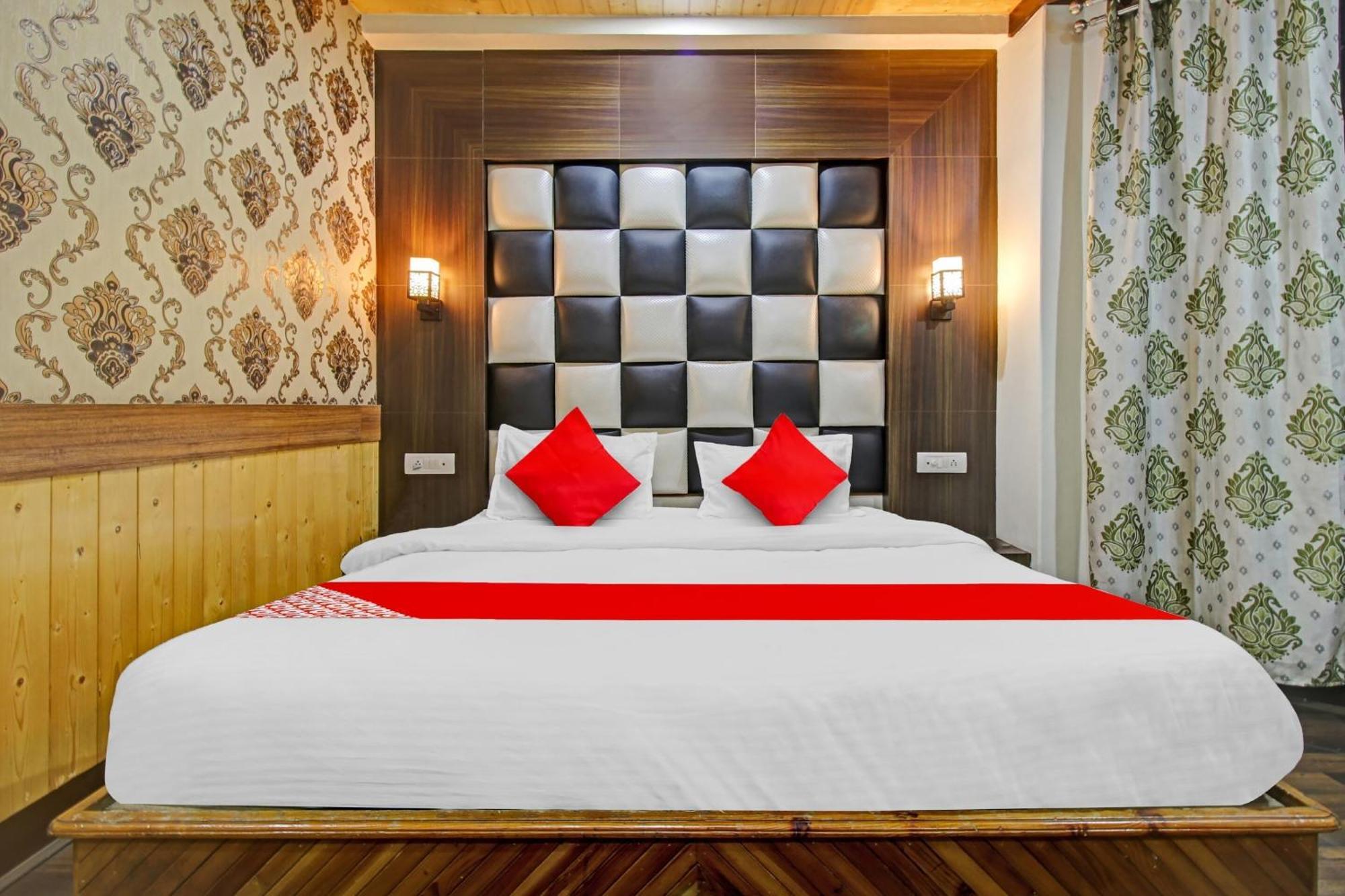 O The Oshin & Restaurant 4* Srinagar (Jammu and Kashmir)