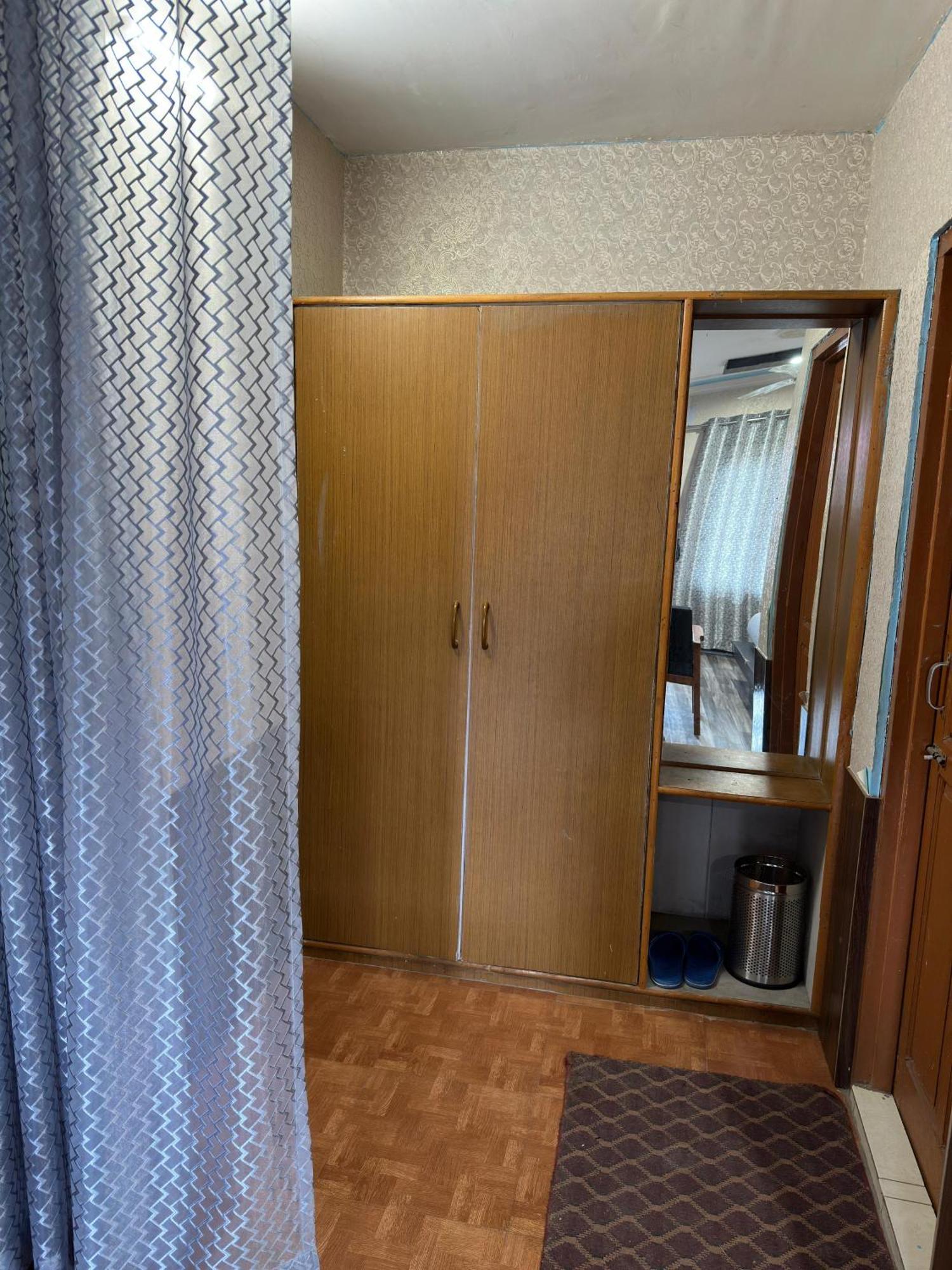 Luxury Hotel