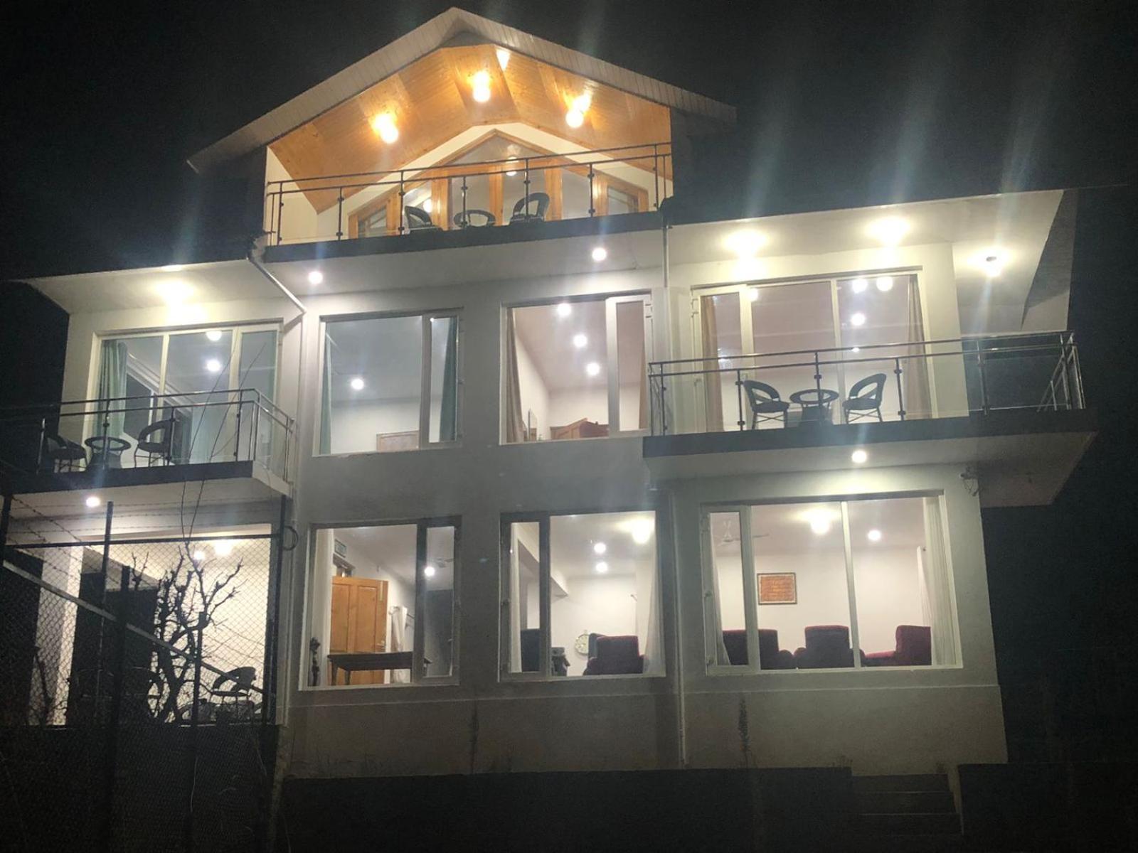 Sahil View Lodge Srinagar (Jammu and Kashmir)