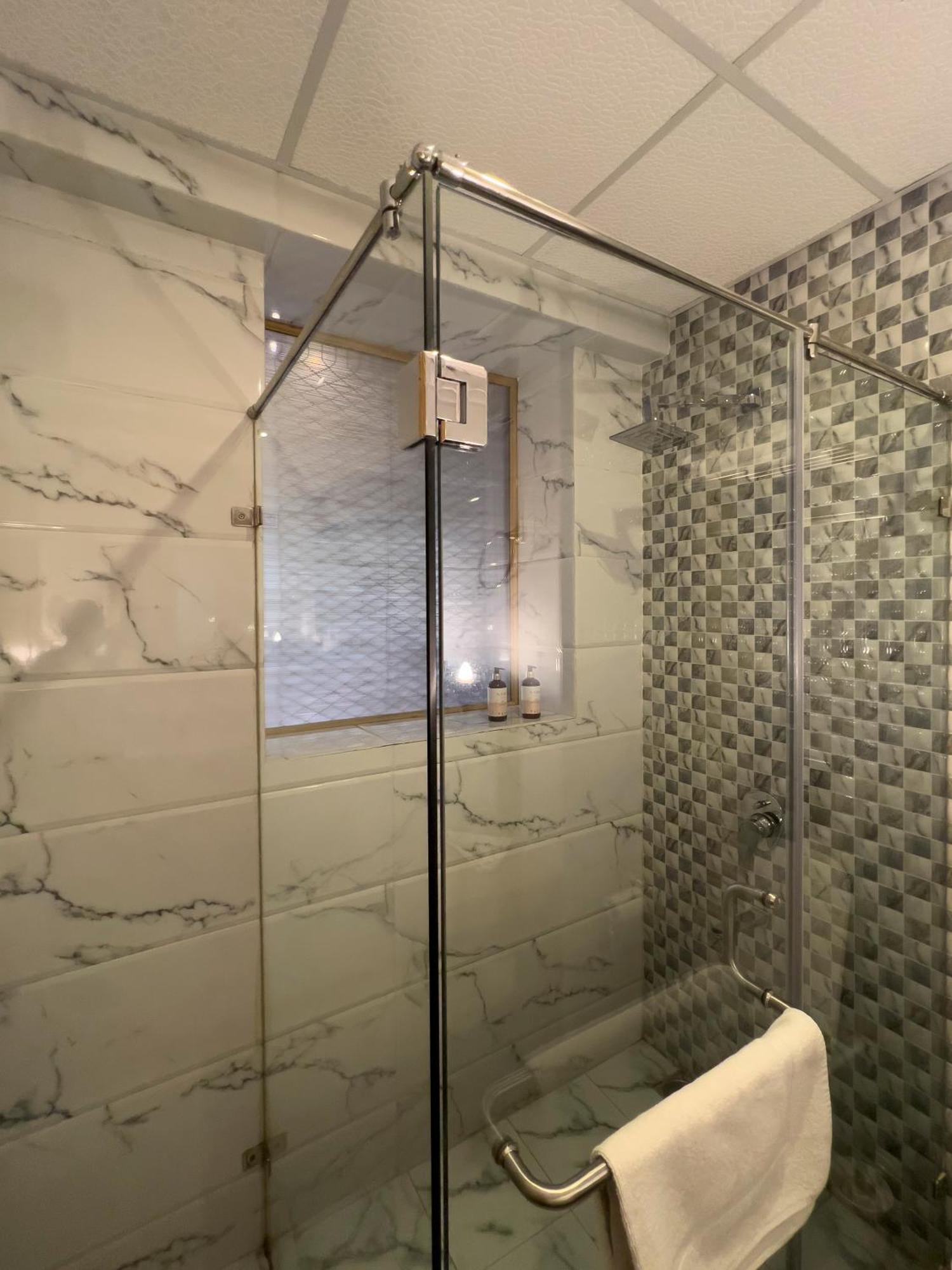 Hotel Nadis - A Handcrafted Boutique *