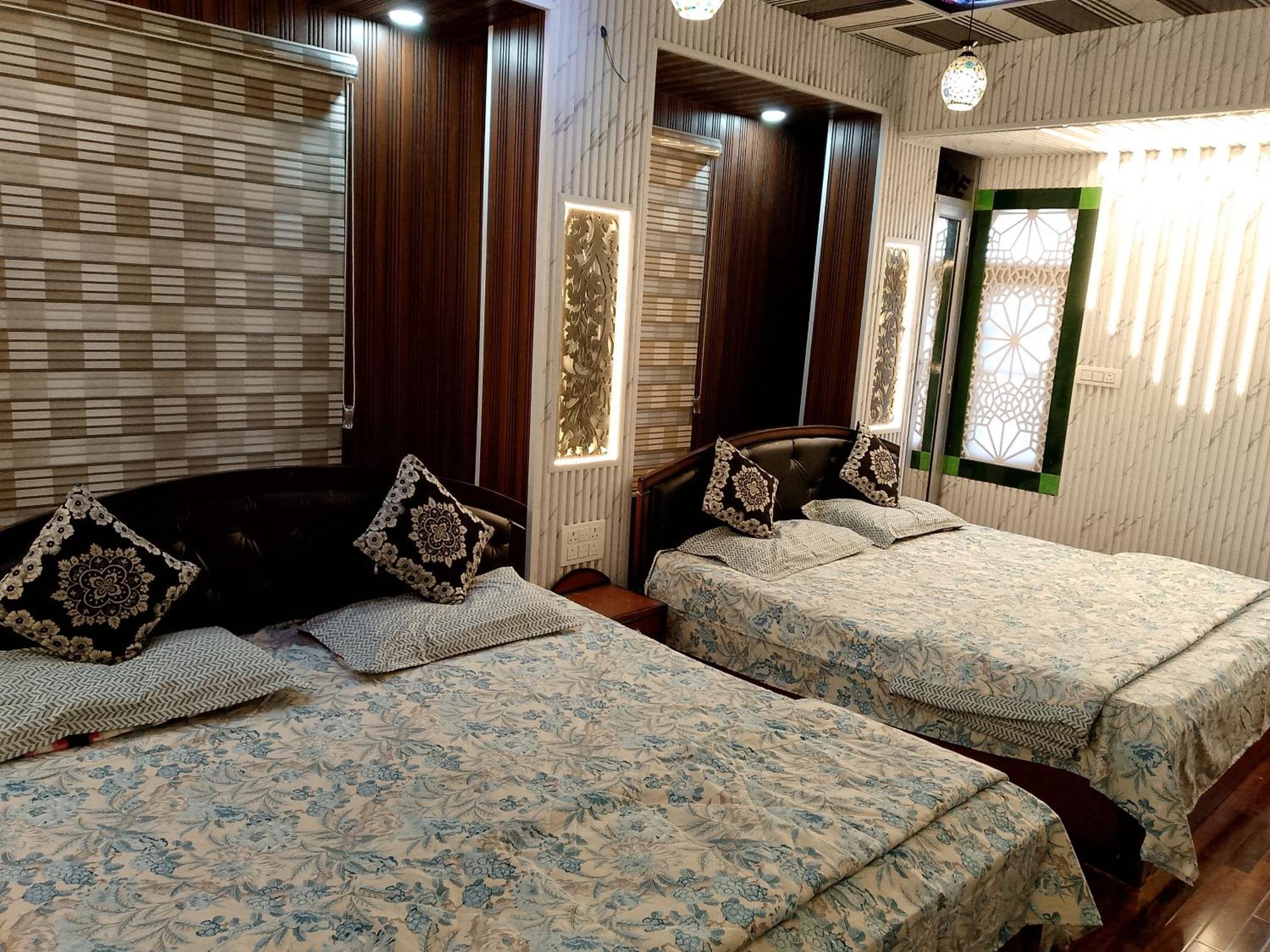 Dream Live Homestay Srinagar (Jammu and Kashmir)