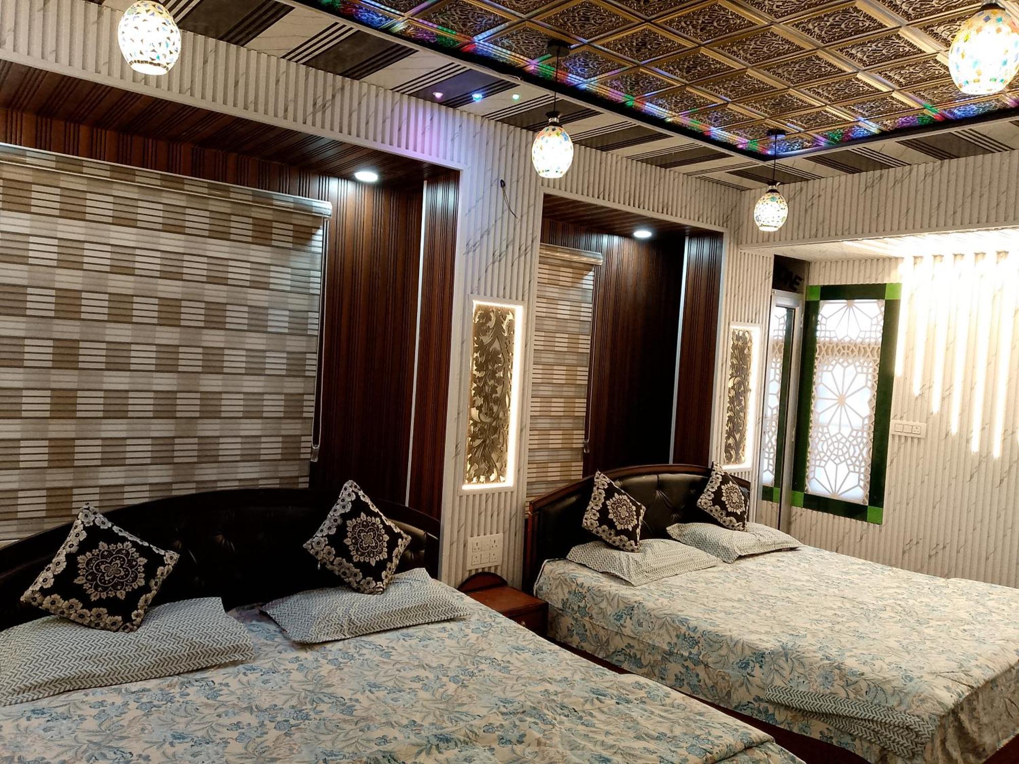 Dream Live Homestay Srinagar (Jammu and Kashmir)