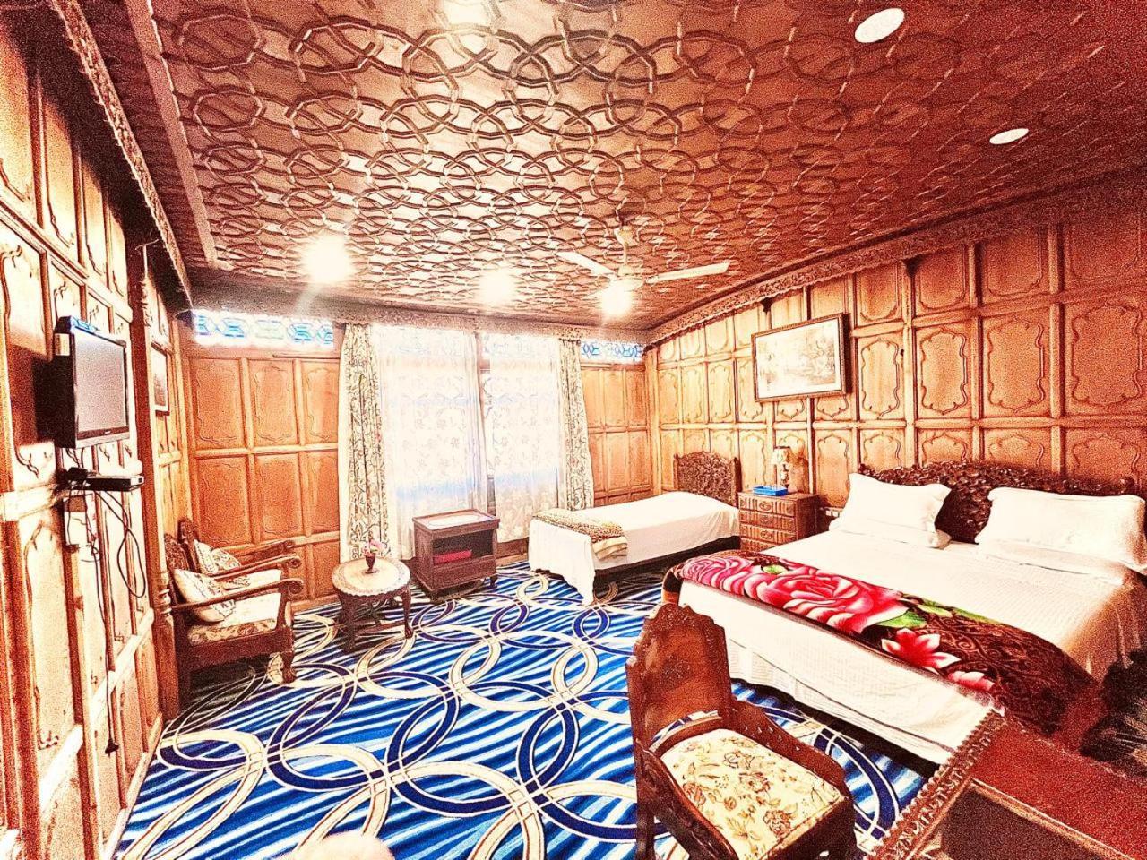 Dalalke Houseboats Hotel Srinagar (Jammu and Kashmir)