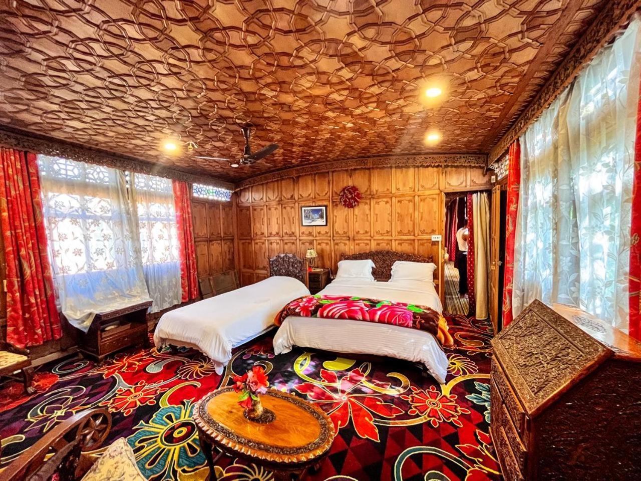 Hotel Dalalke Houseboats Srinagar (Jammu and Kashmir)