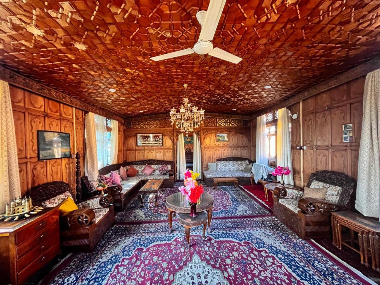 Dalalke Houseboats 3*