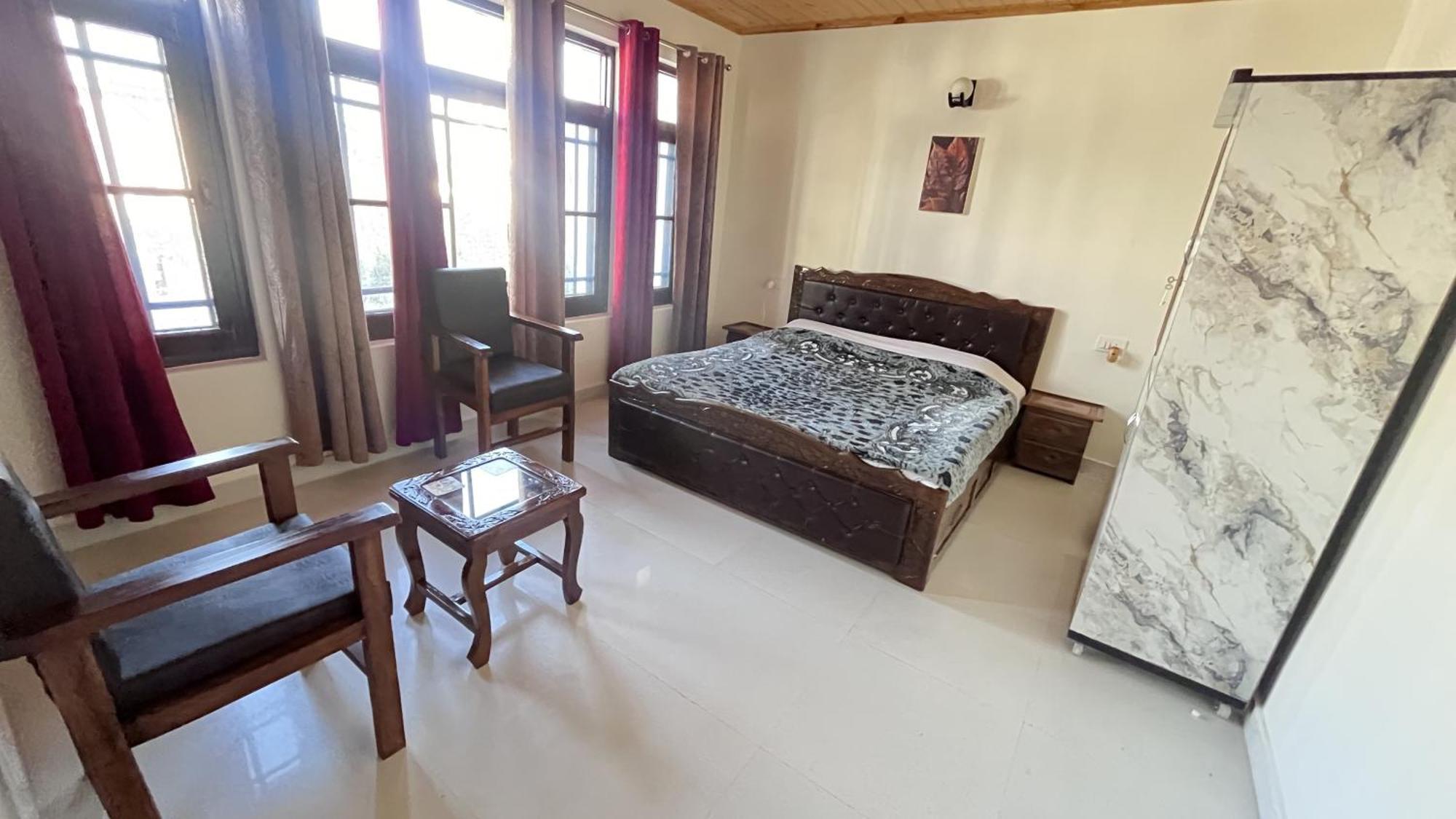 Homestay Zinnia East *