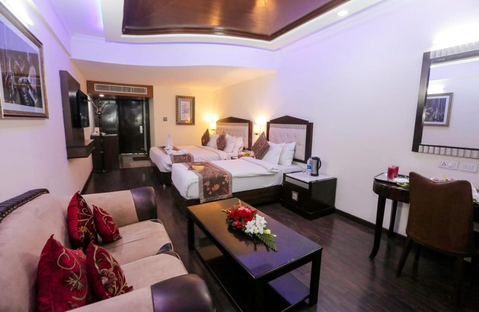 The Residency Hotel Srinagar (Jammu and Kashmir)