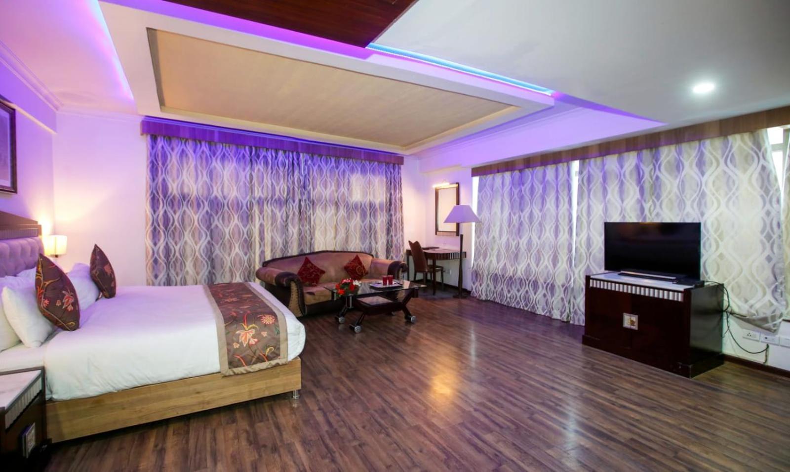 Hotel The Residency