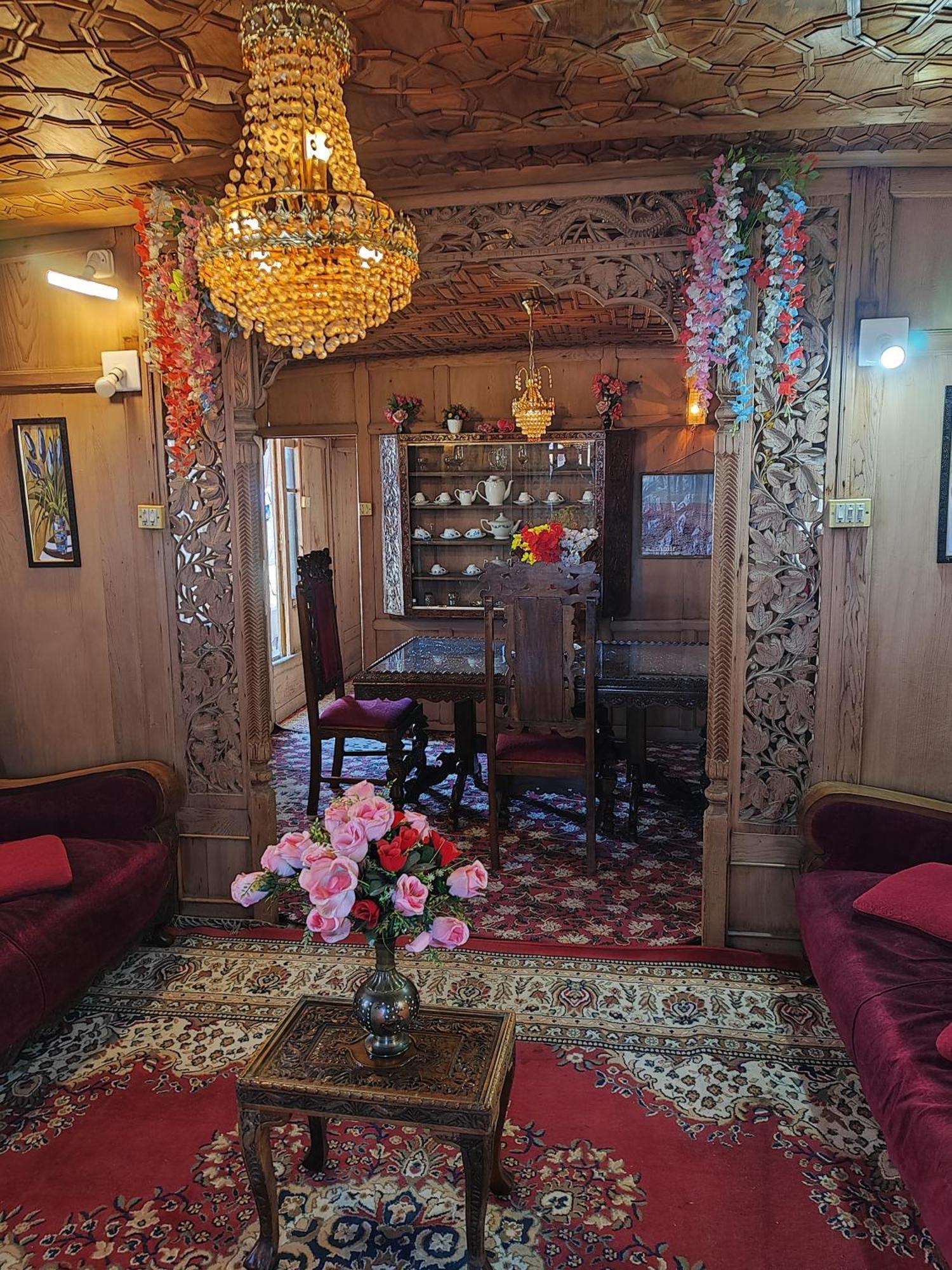 The Hareem Group Of Houseboats Srinagar (Jammu and Kashmir)
