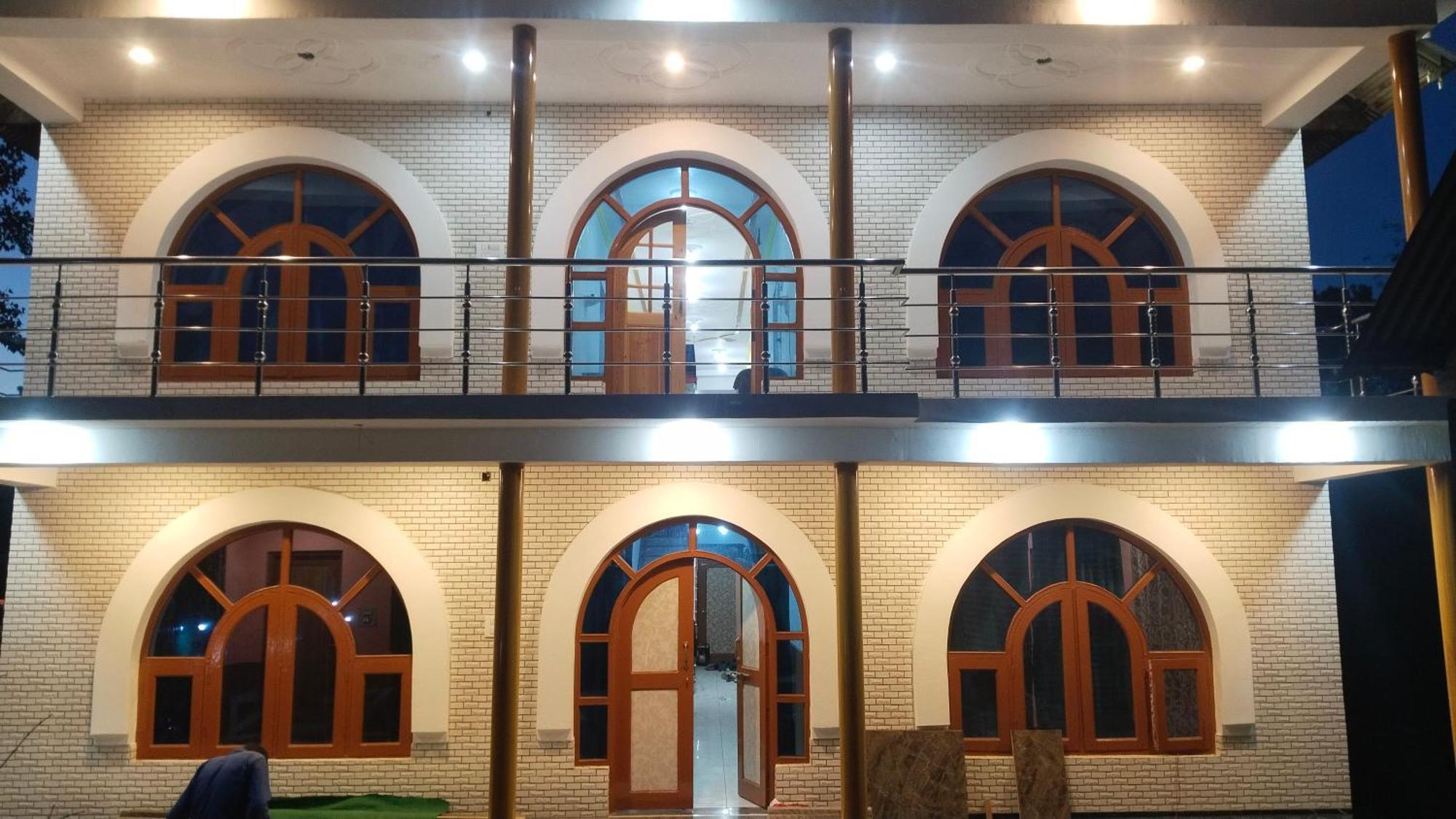 Damir Palace Hotel Srinagar (Jammu and Kashmir)