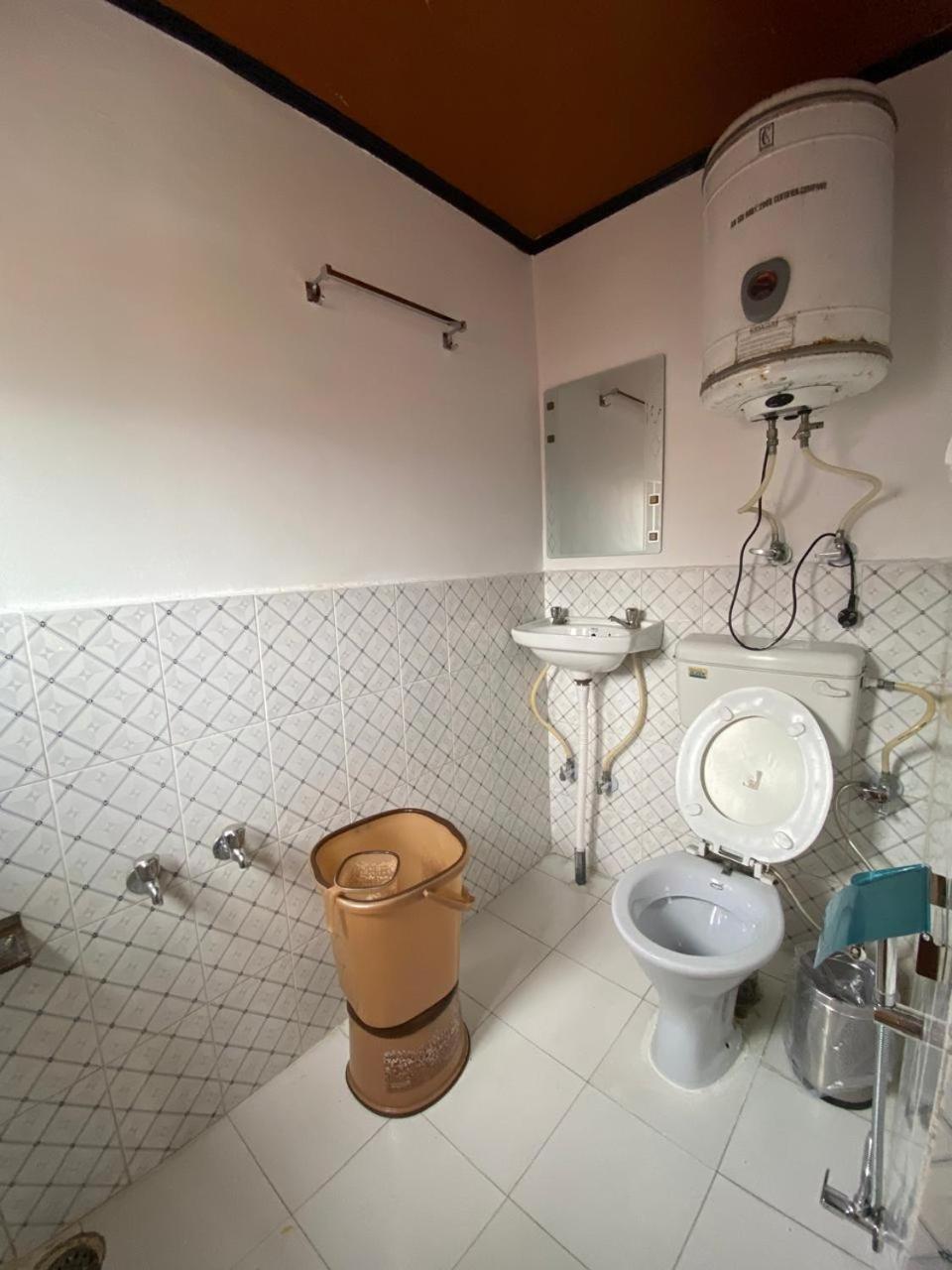 Naseem Hotel 3*