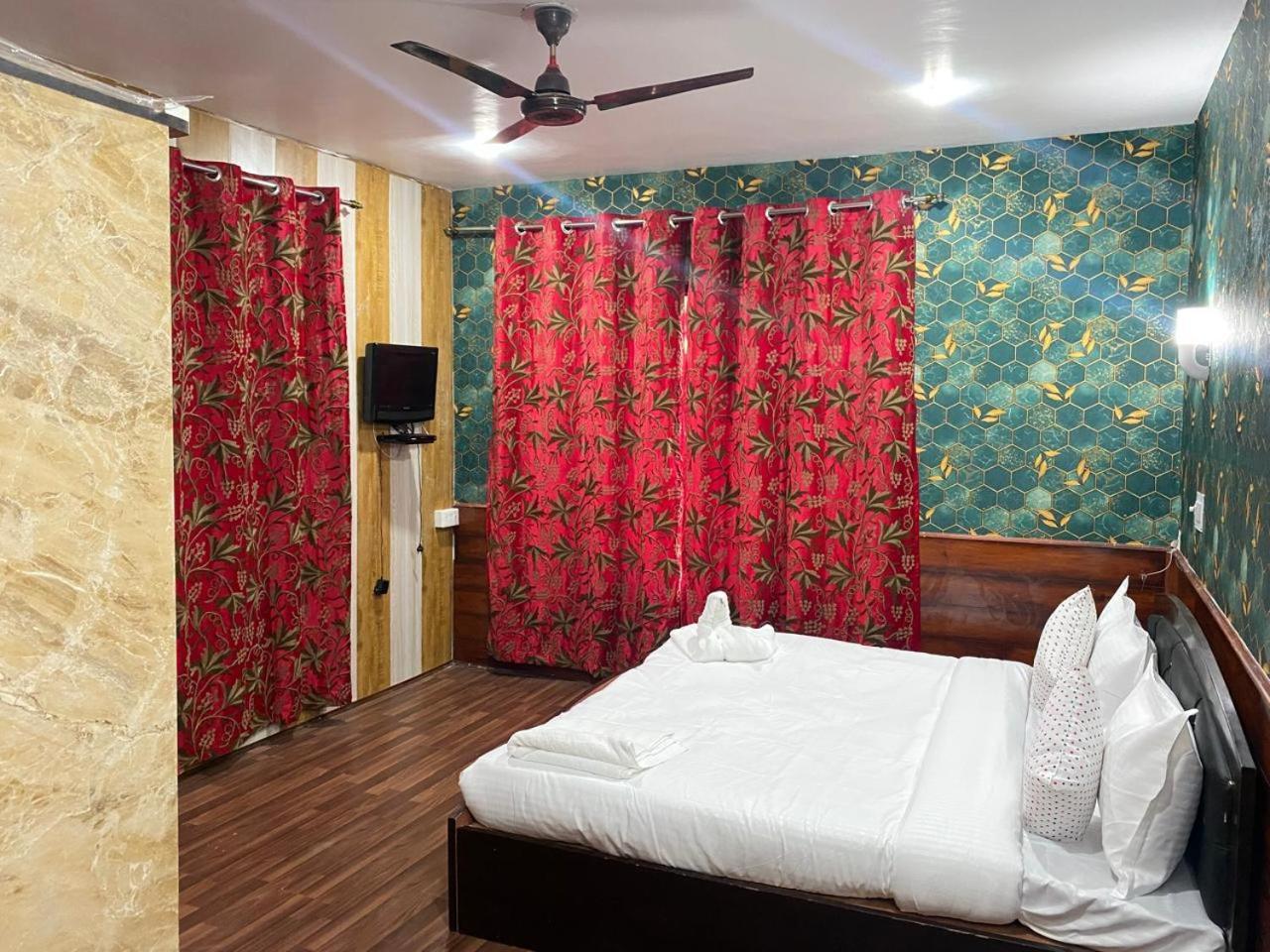 Hotel Naseem