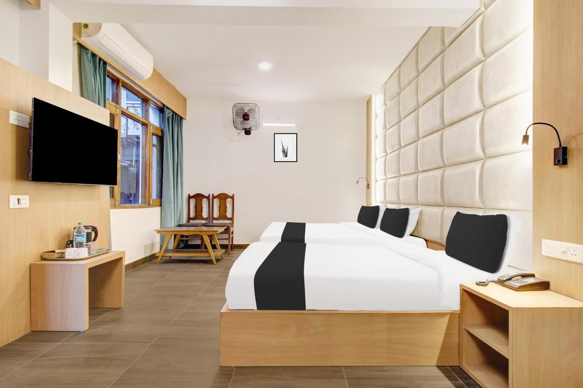 Super Townhouse Rajbagh Formerly Modern * Srinagar (Jammu and Kashmir)