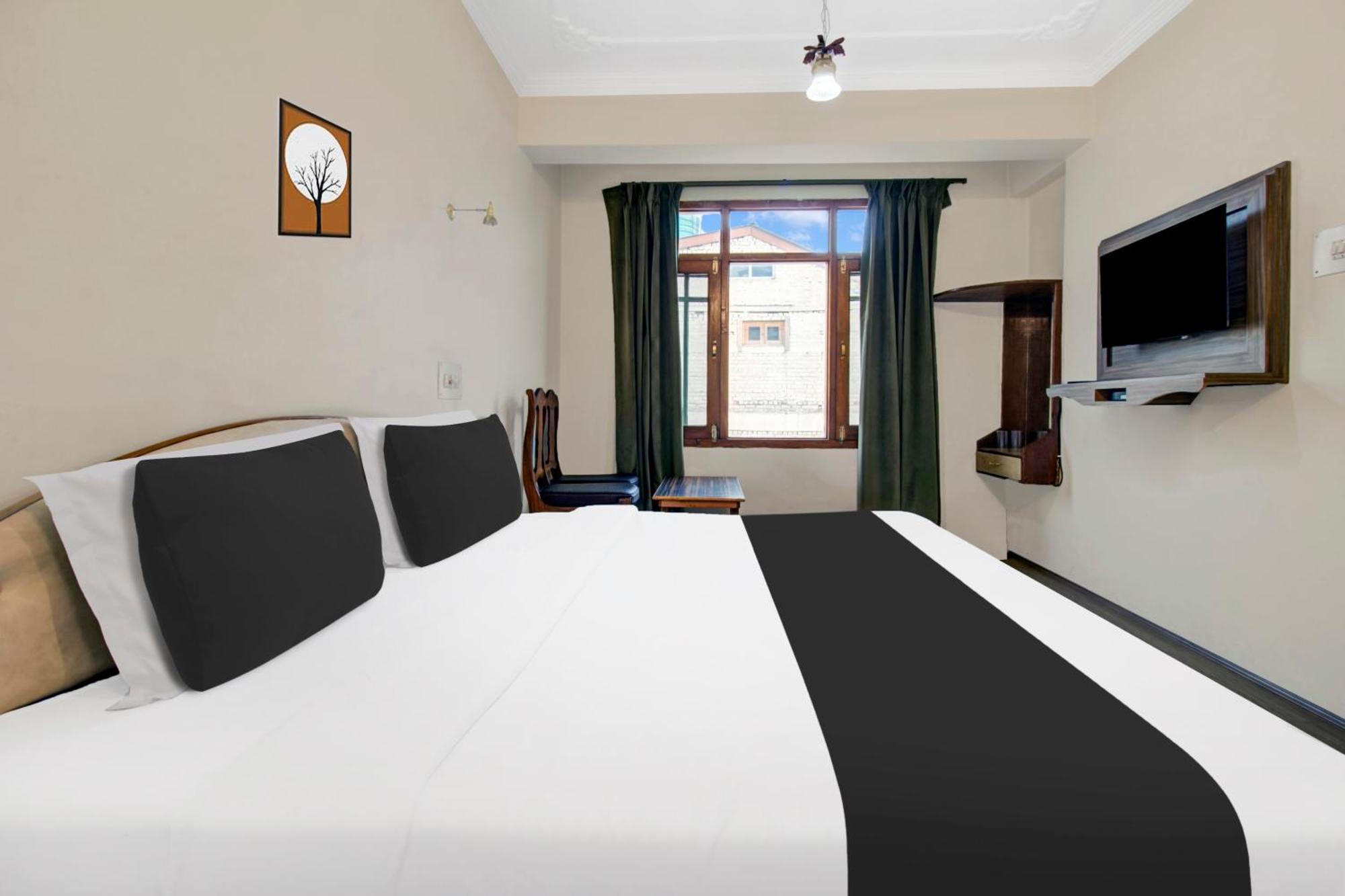 Super Townhouse Rajbagh Formerly Modern Hotel *
