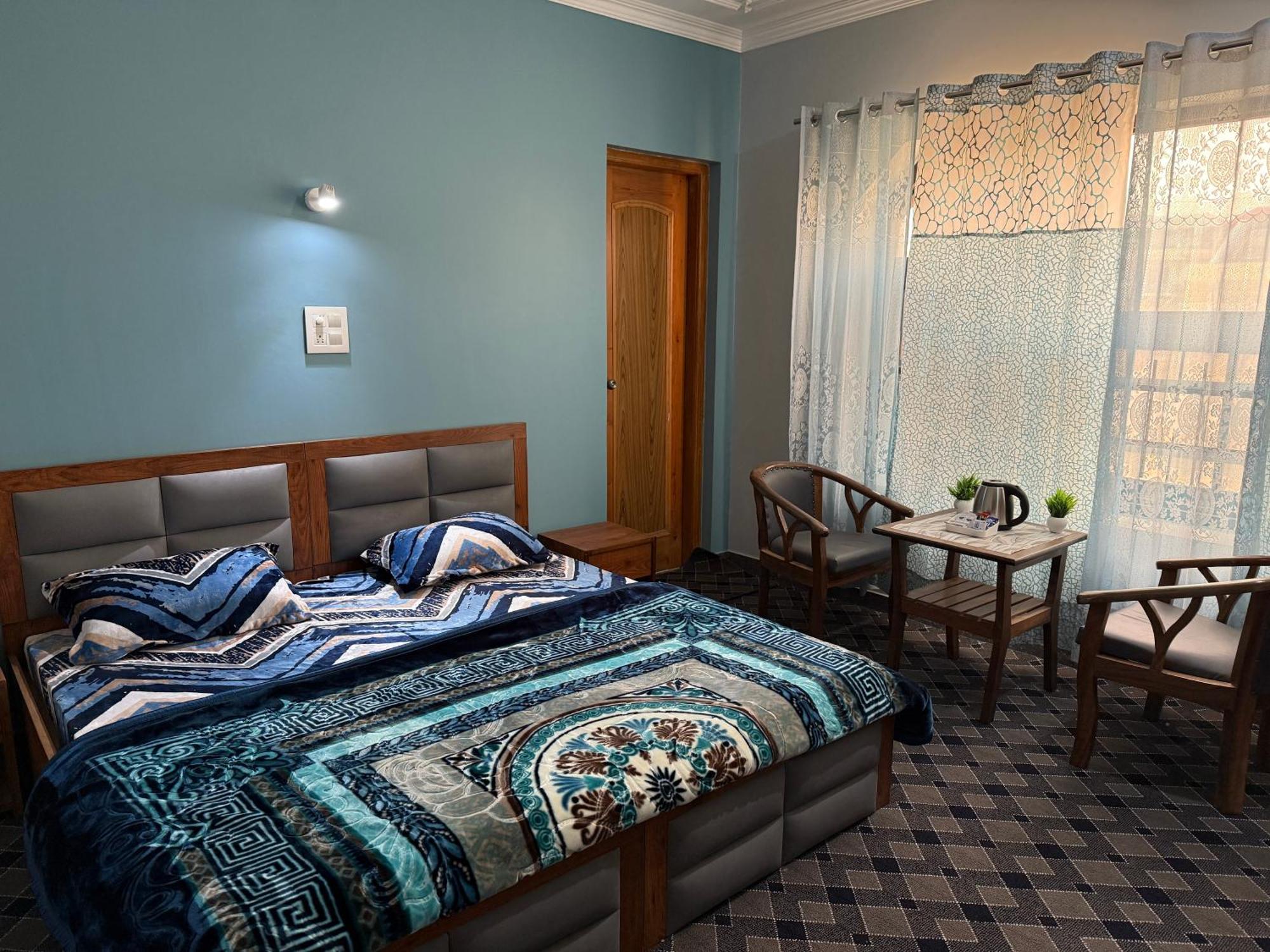 Guest house The Aastana Srinagar (Jammu and Kashmir)