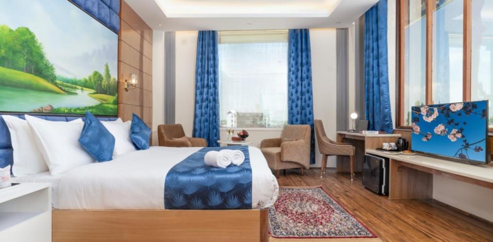 Arison Hotel