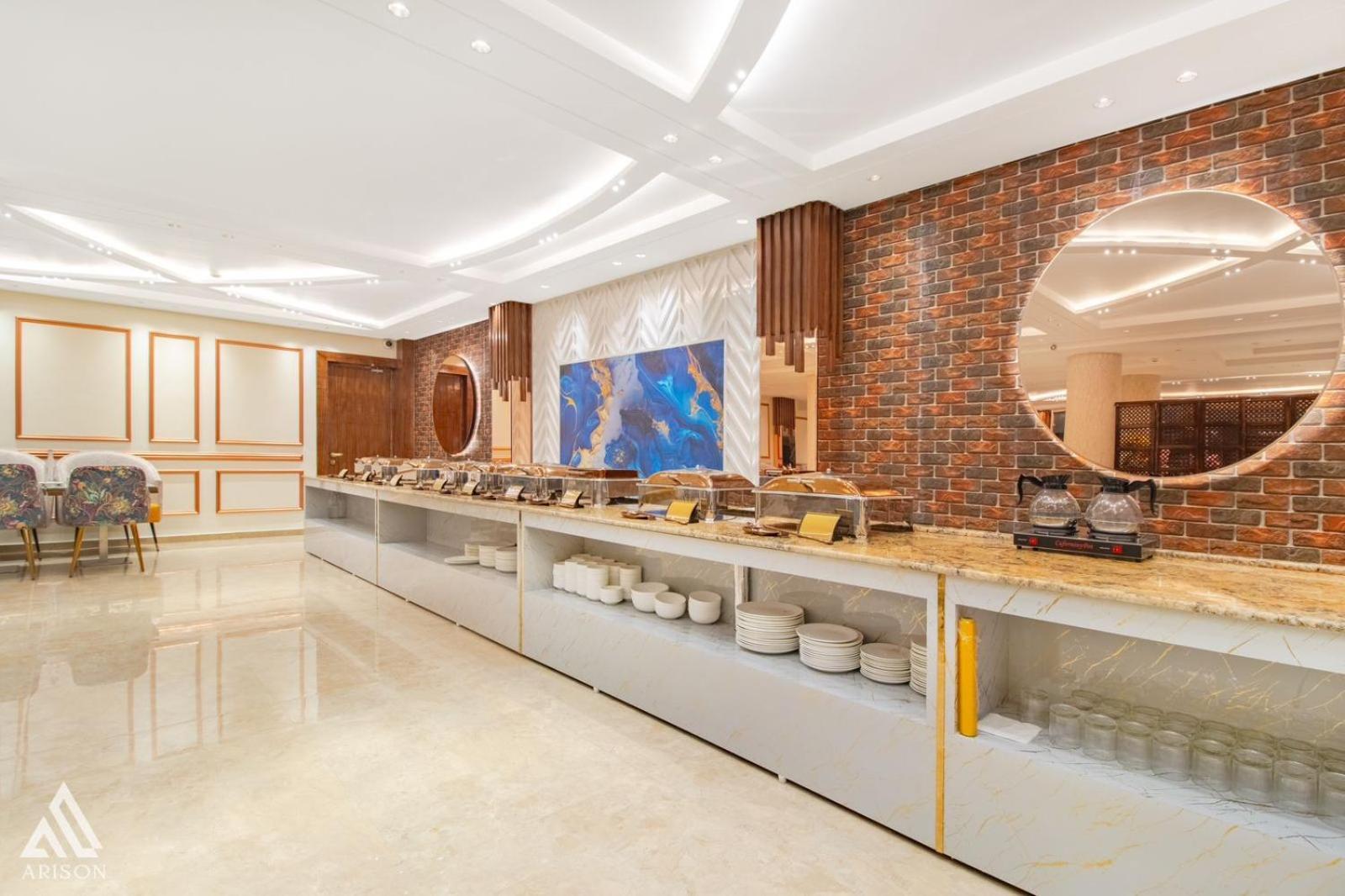 Arison Luxury Srinagar (Jammu and Kashmir)