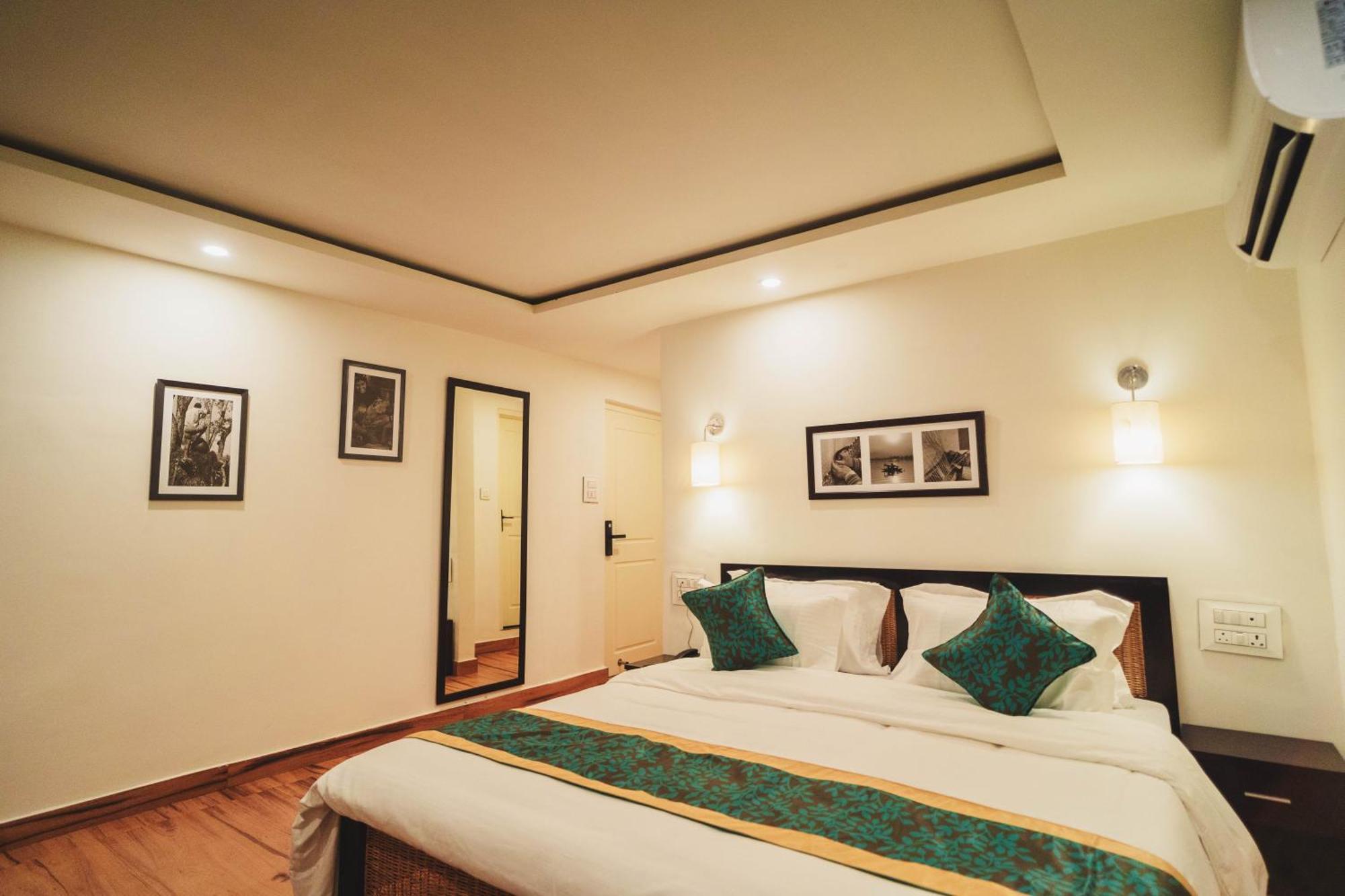 Dojee's The Floral Srinagar (Jammu and Kashmir)