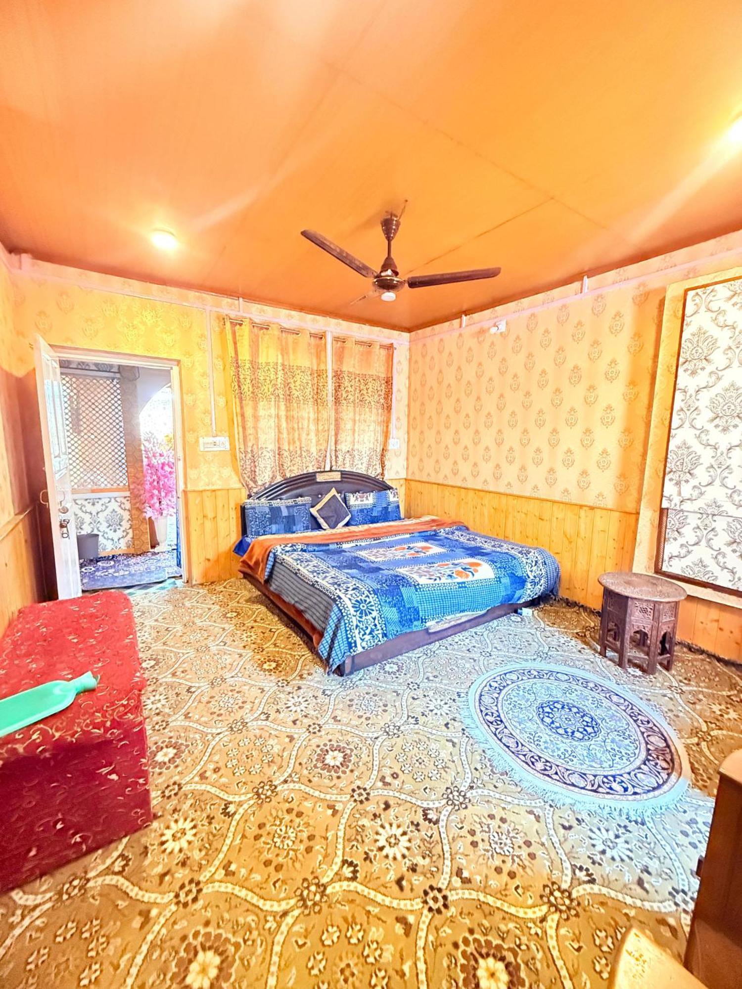 Bed & Breakfast Happy Dal *