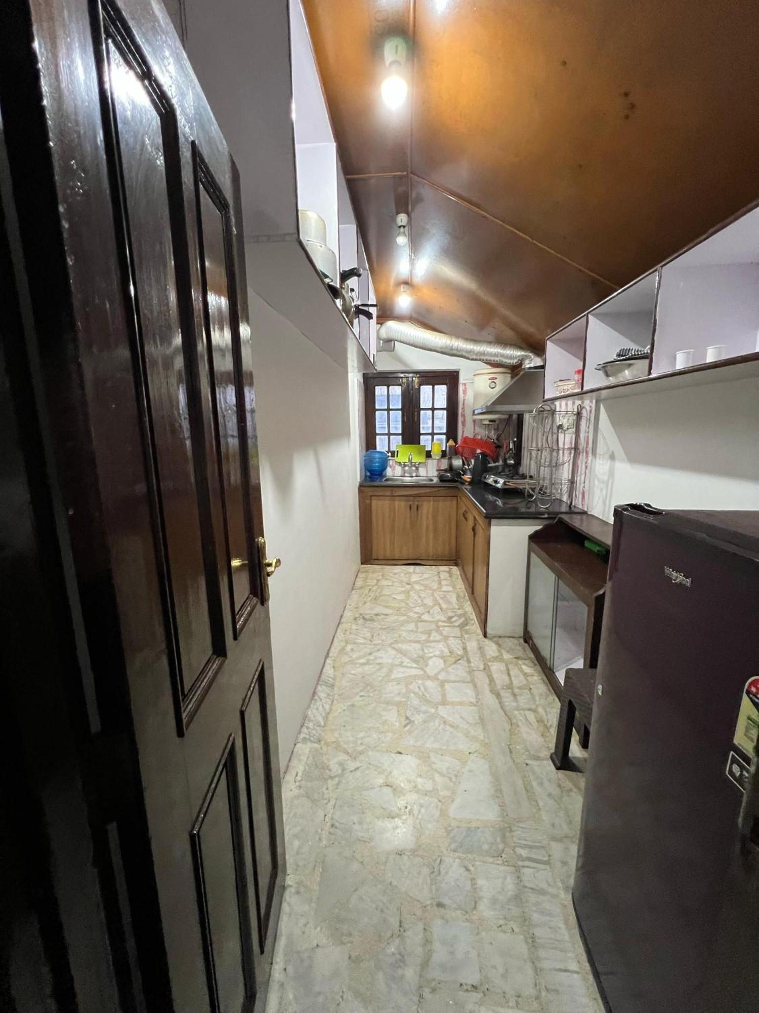Bed & Breakfast Corner Stone Srinagar (Jammu and Kashmir)
