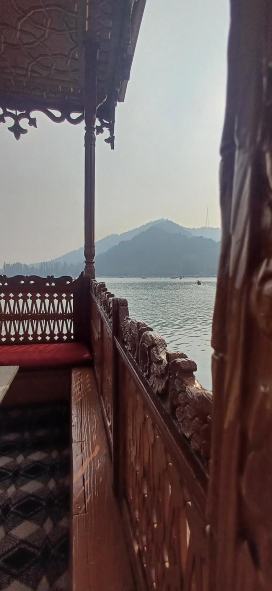 Houseboat Sheikh Palace Hotel Srinagar (Jammu and Kashmir)