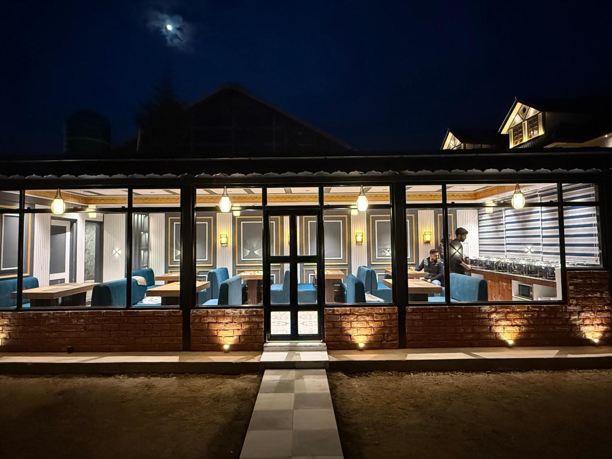 De Elaaf The Luxury Hotel