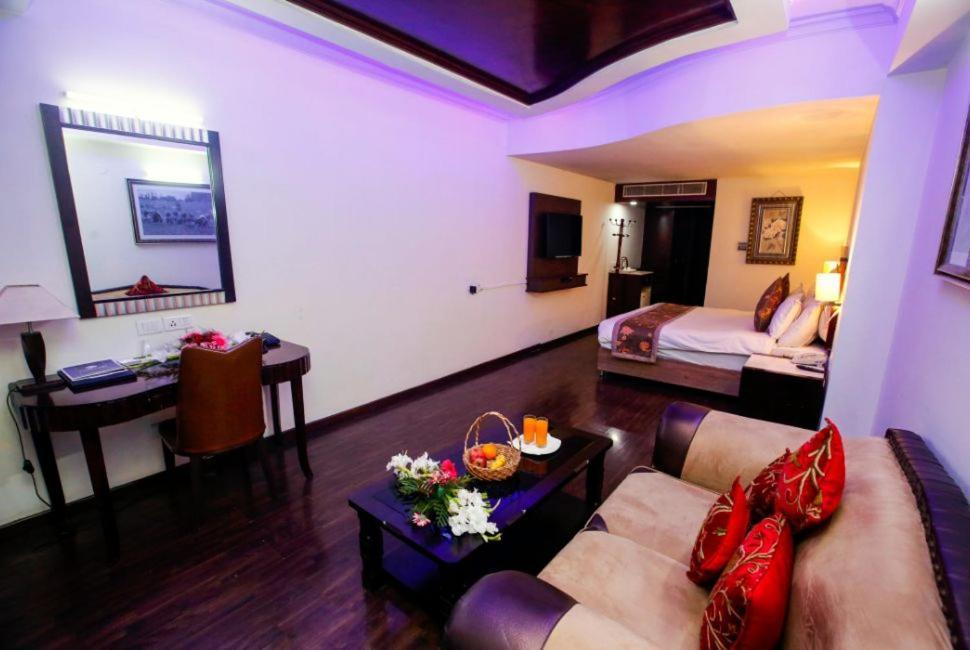 Hotel The Residency 3*