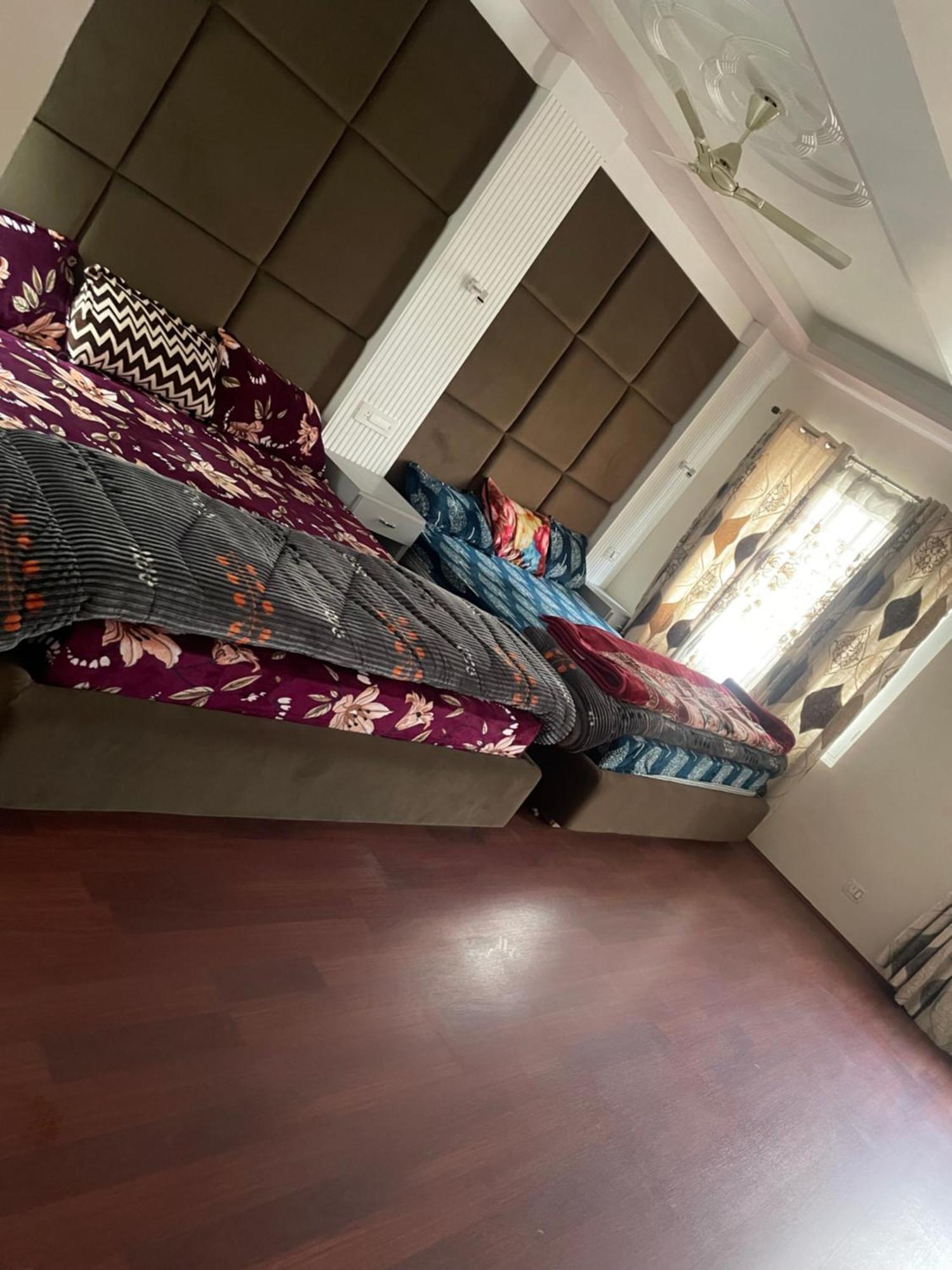 Golden Retreat Srinagar (Jammu and Kashmir)