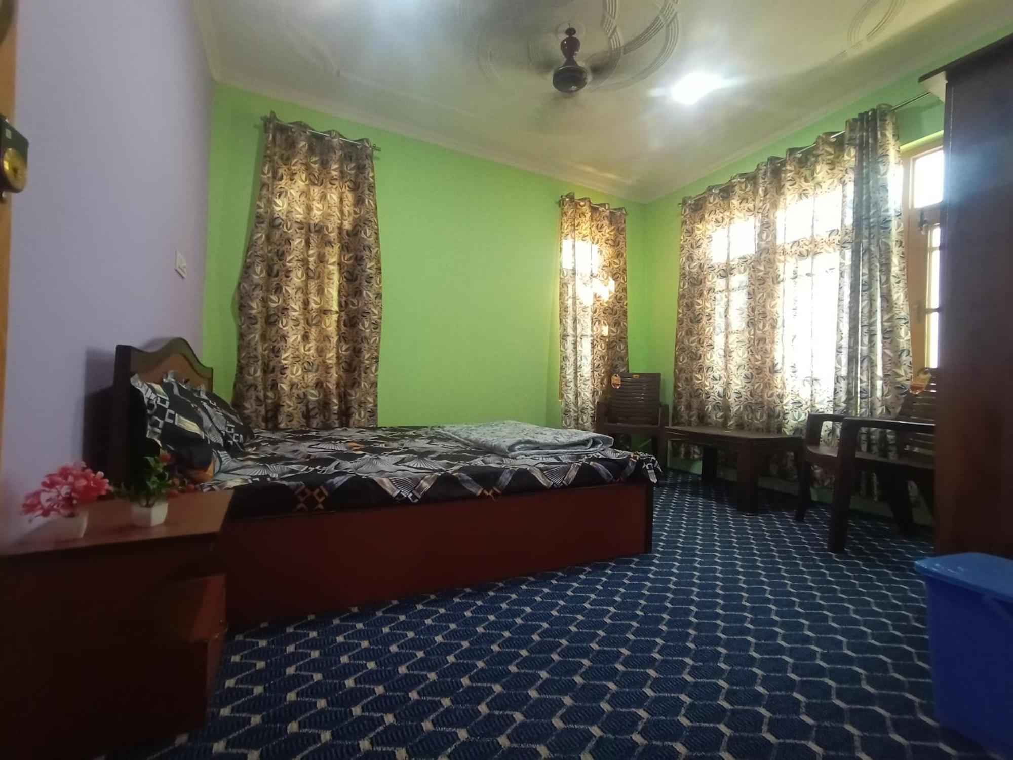 Homestay Sea Shell Pan Danpora Brain Srinagar (Jammu and Kashmir)
