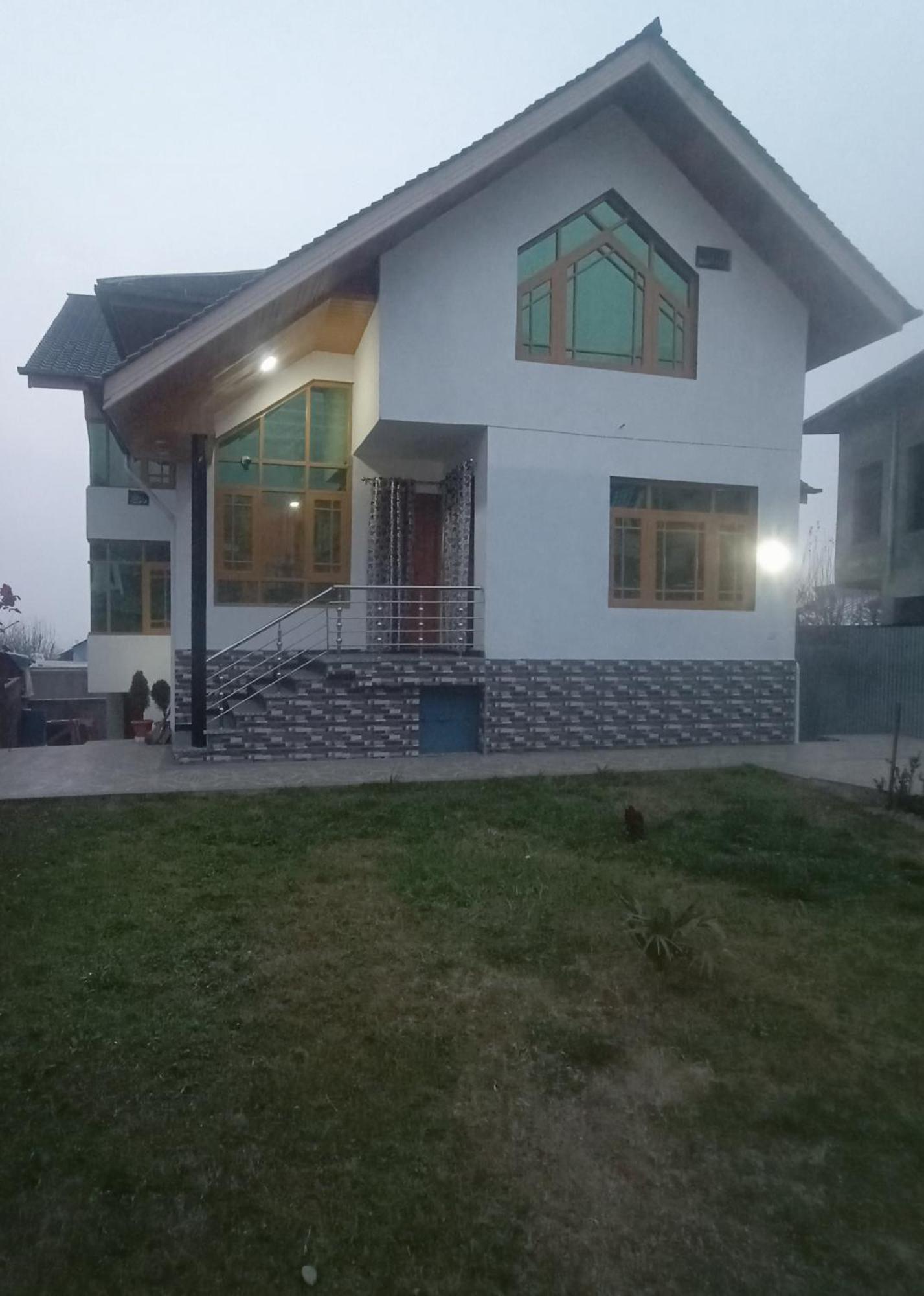 Homestay Sea Shell Pan Danpora Brain Srinagar (Jammu and Kashmir)