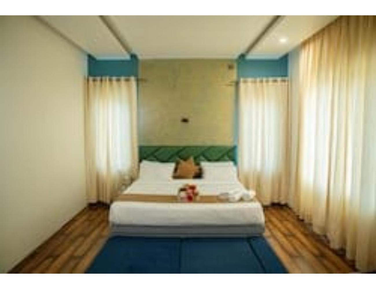 Homestay Aerohome Stay,