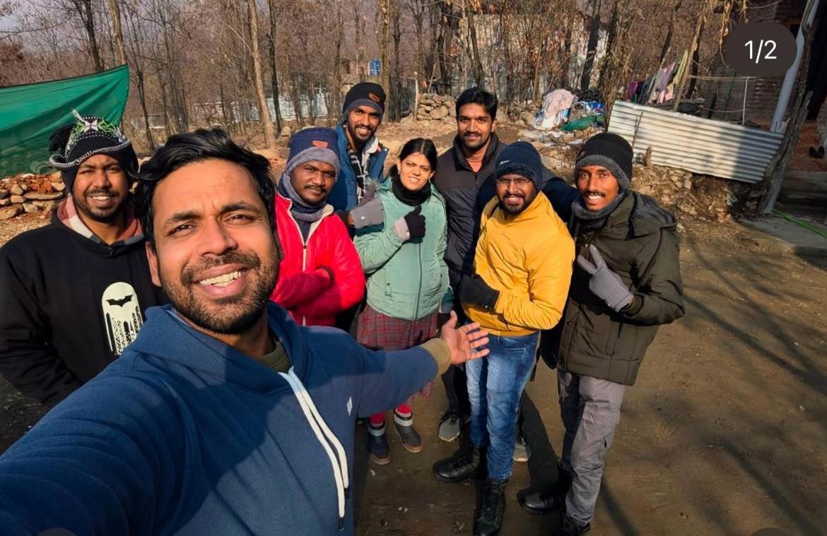 Avalok * Srinagar (Jammu and Kashmir)