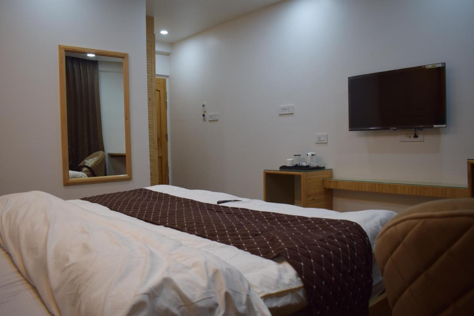 Ambience Homestay *