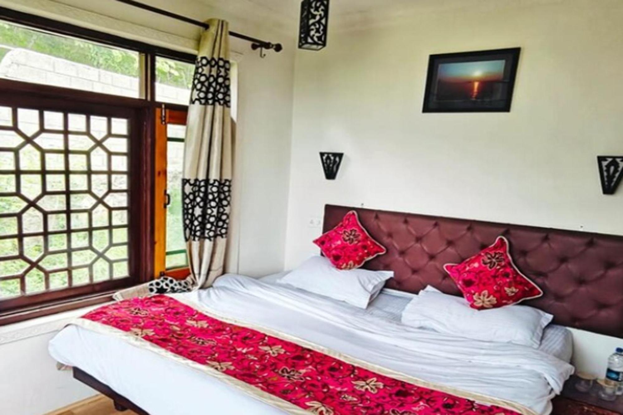 Cherrytree Homestay *