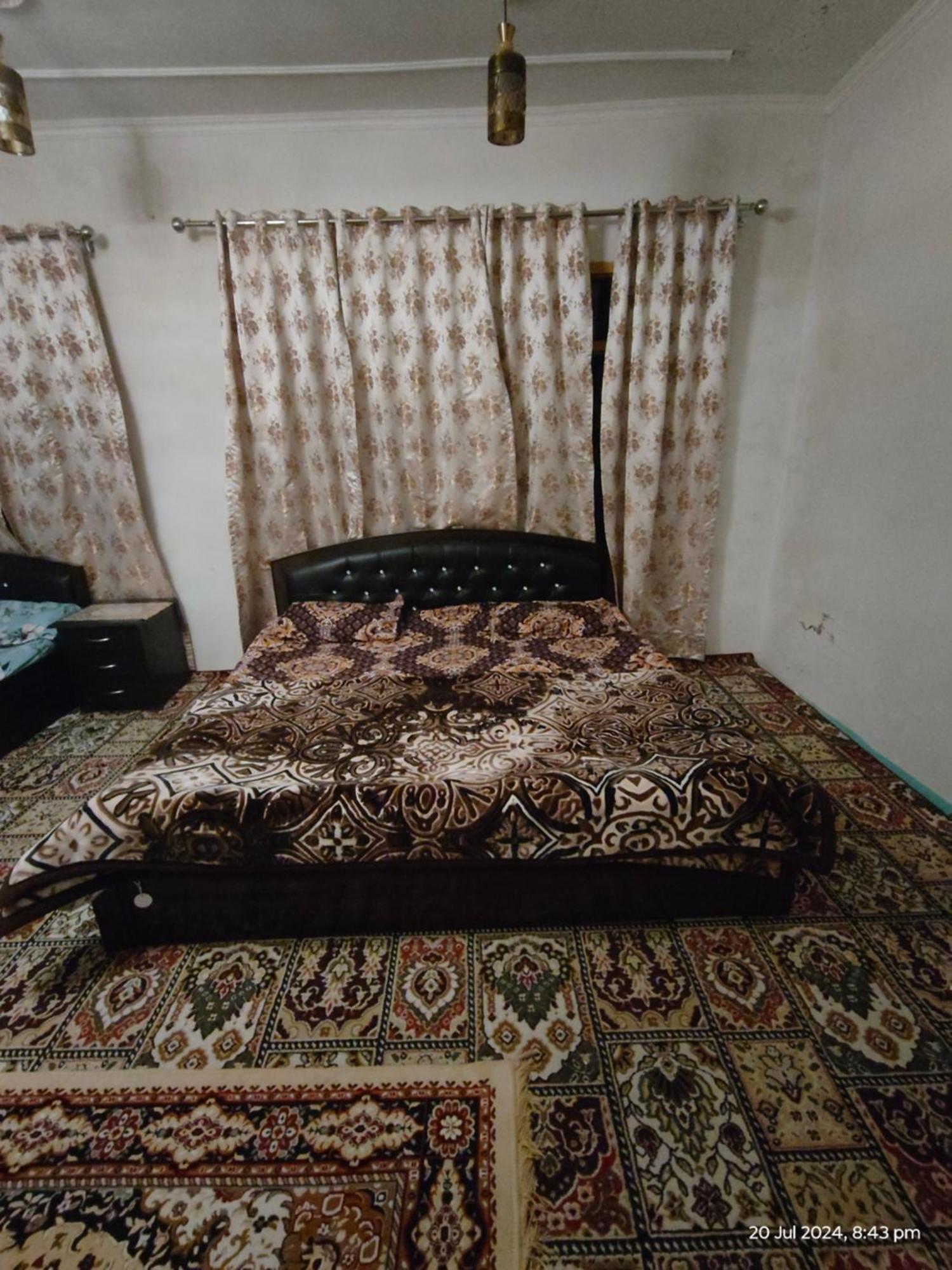 Zikra Srinagar (Jammu and Kashmir)