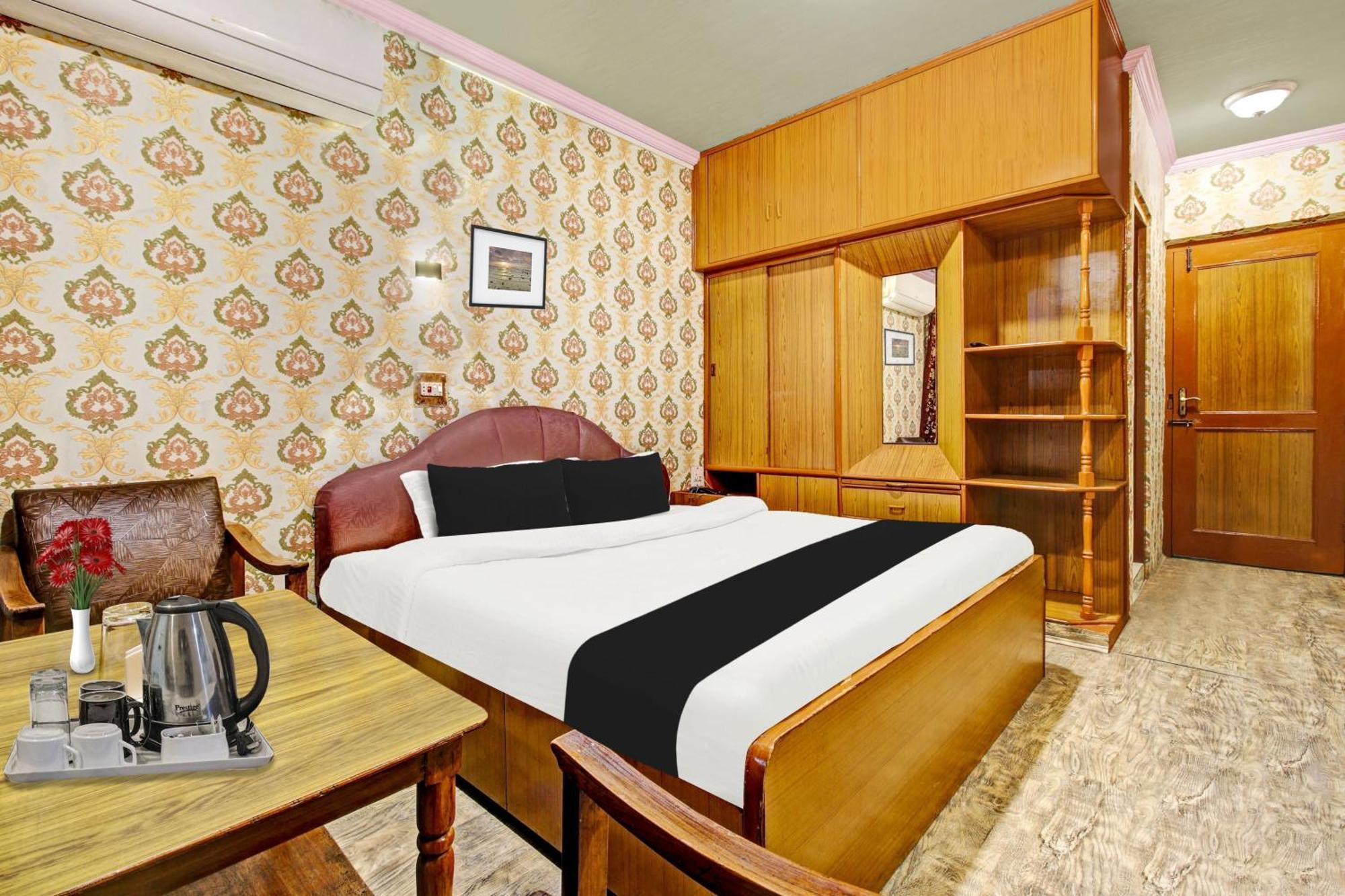 O Residency Road Srinagar (Jammu and Kashmir)