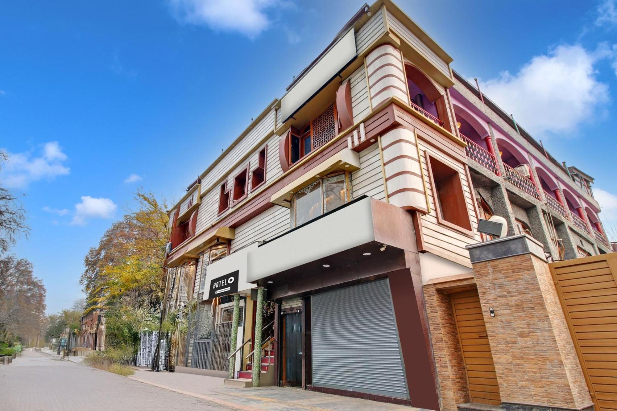 O Residency Road Hotel Srinagar (Jammu and Kashmir)