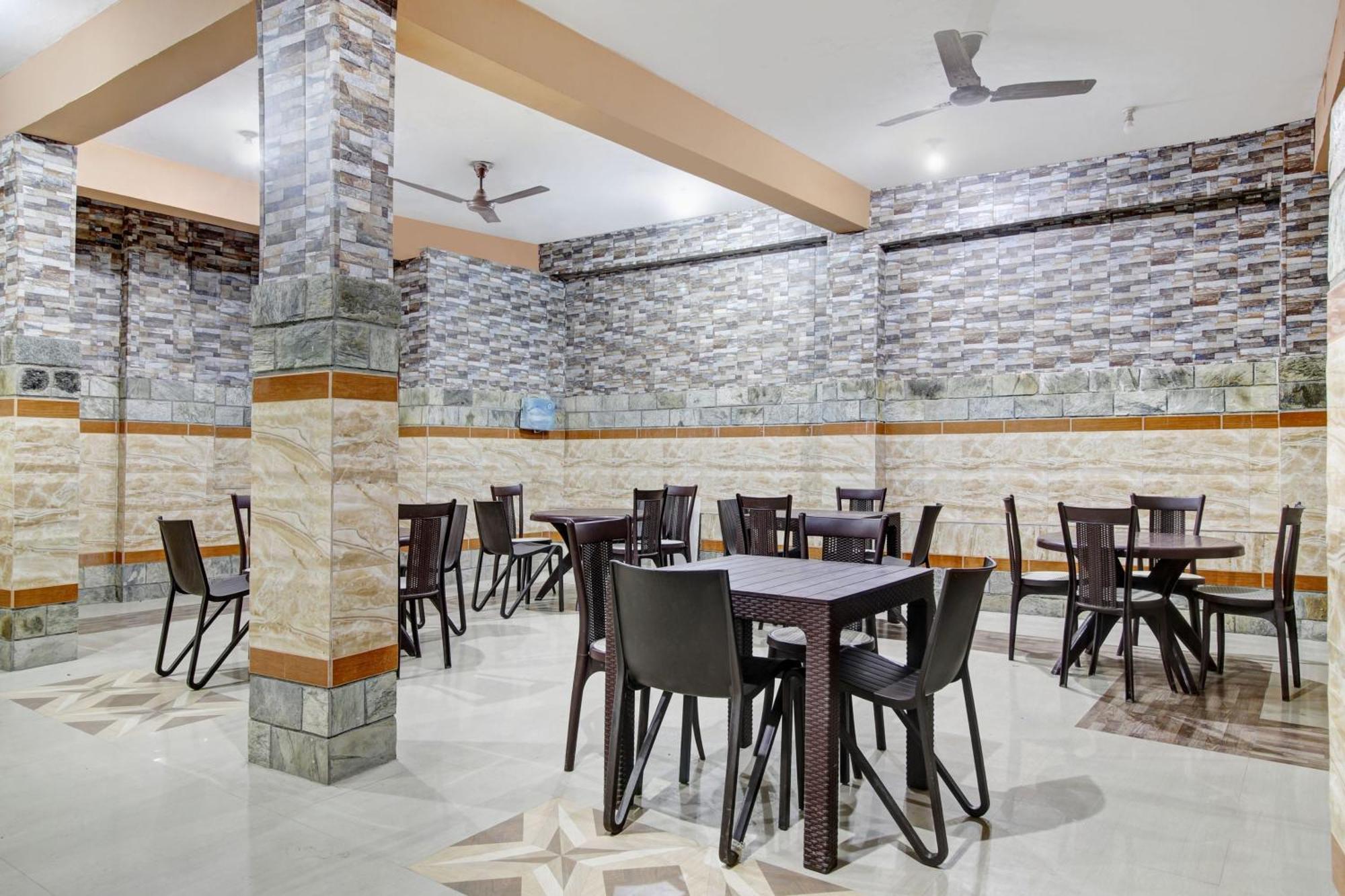 Hotel Collection O Rajbagh