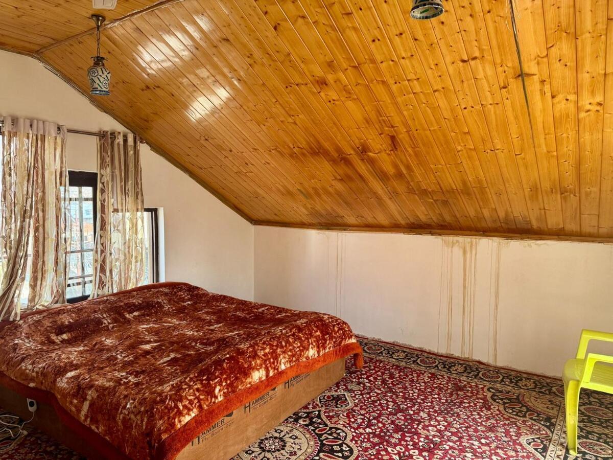 Heavensnest Holiday home Srinagar (Jammu and Kashmir)